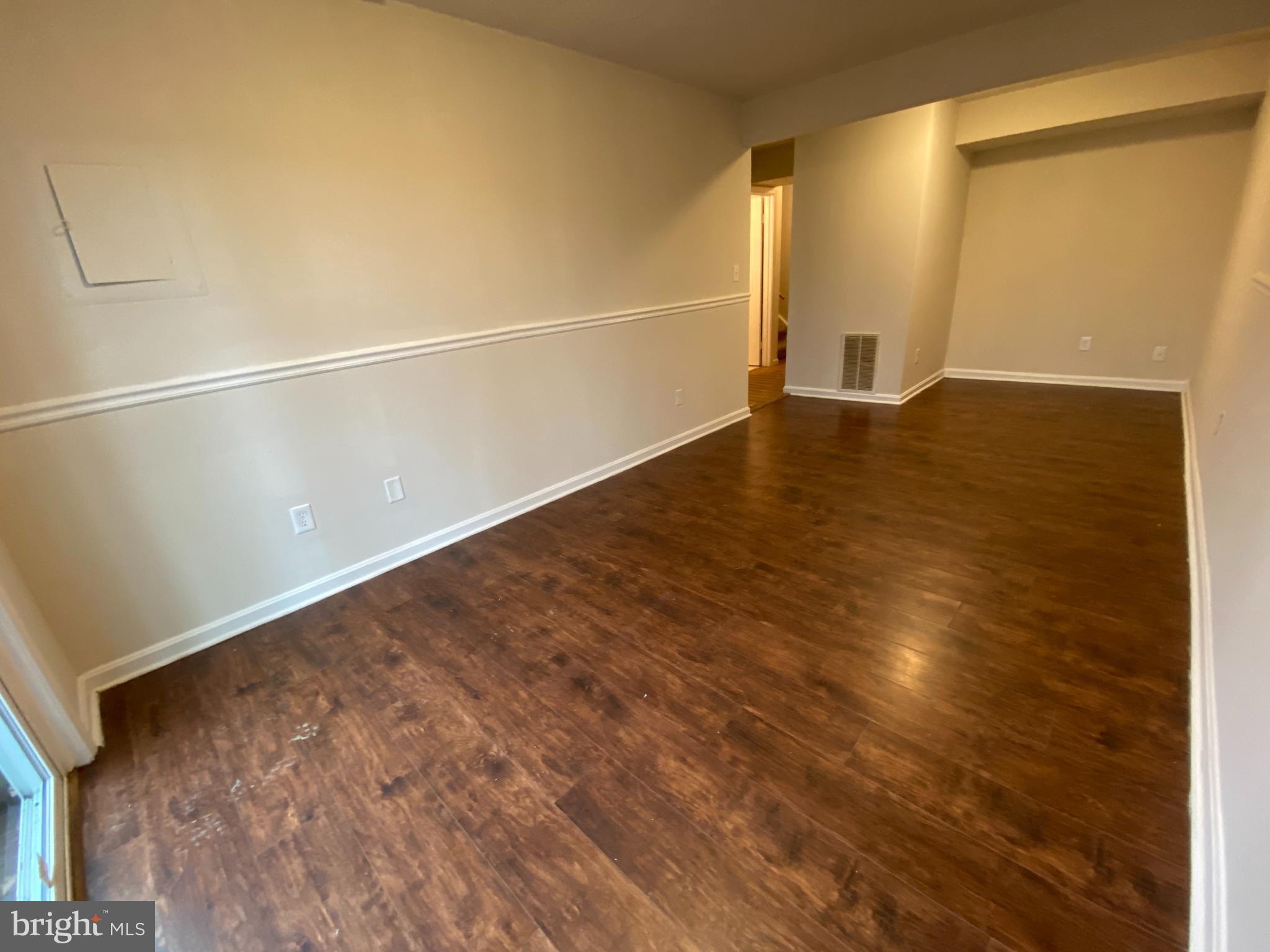 AUSTIN RUN TOWNHOUSES - Residential Lease