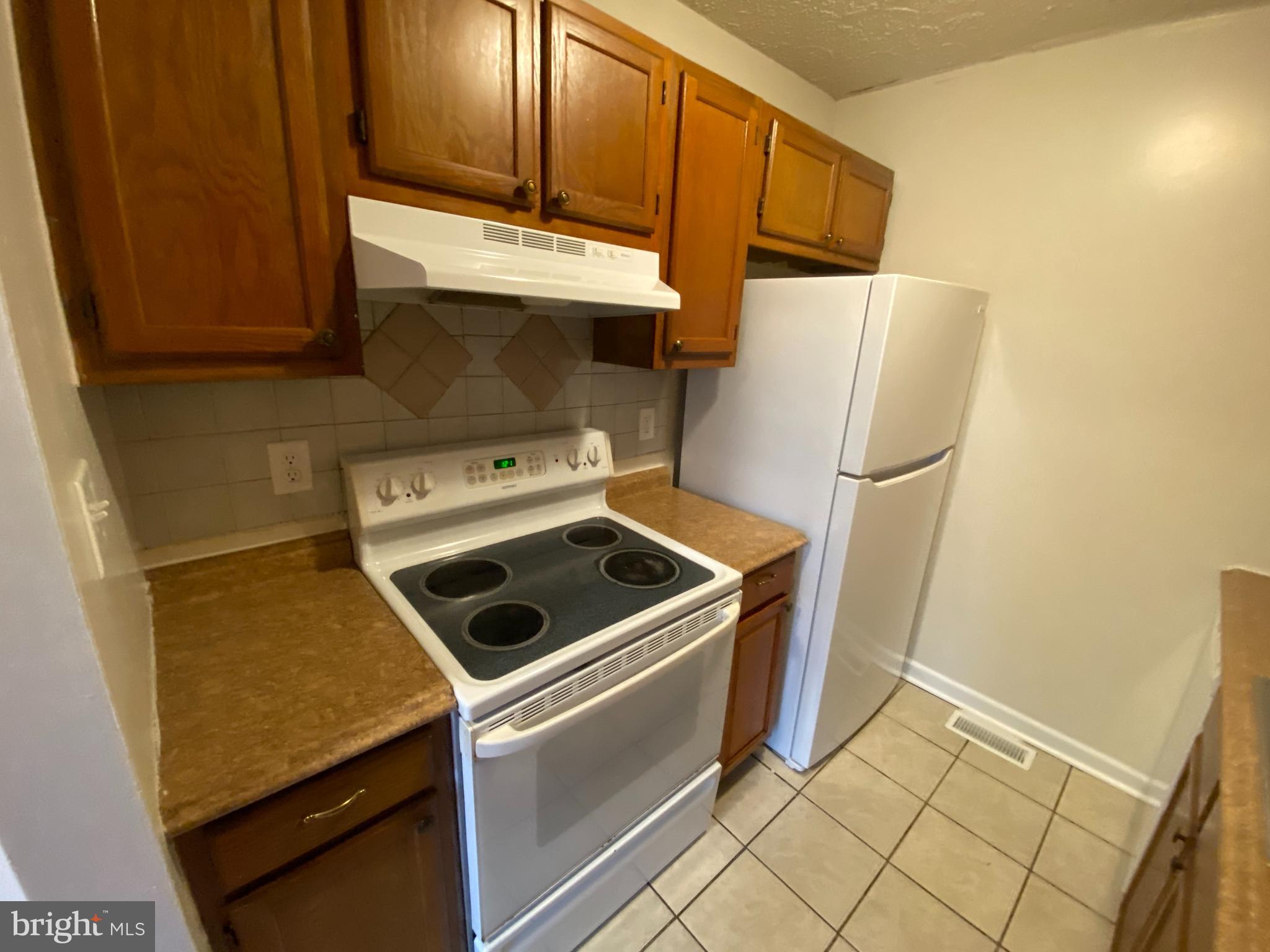 AUSTIN RUN TOWNHOUSES - Residential Lease