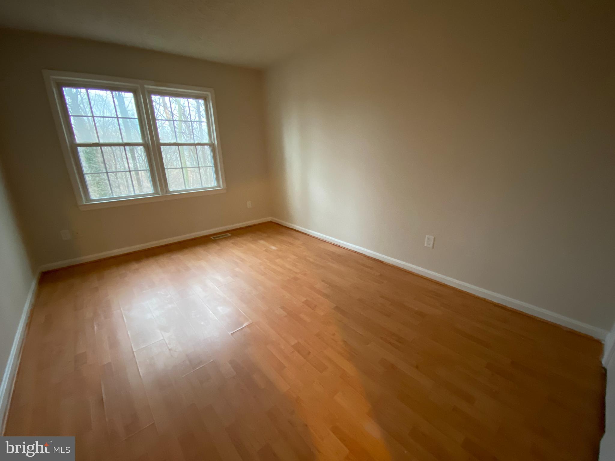 AUSTIN RUN TOWNHOUSES - Residential Lease