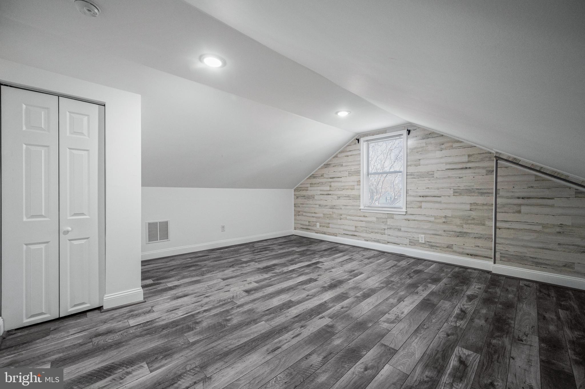 WESTFIELD - Residential