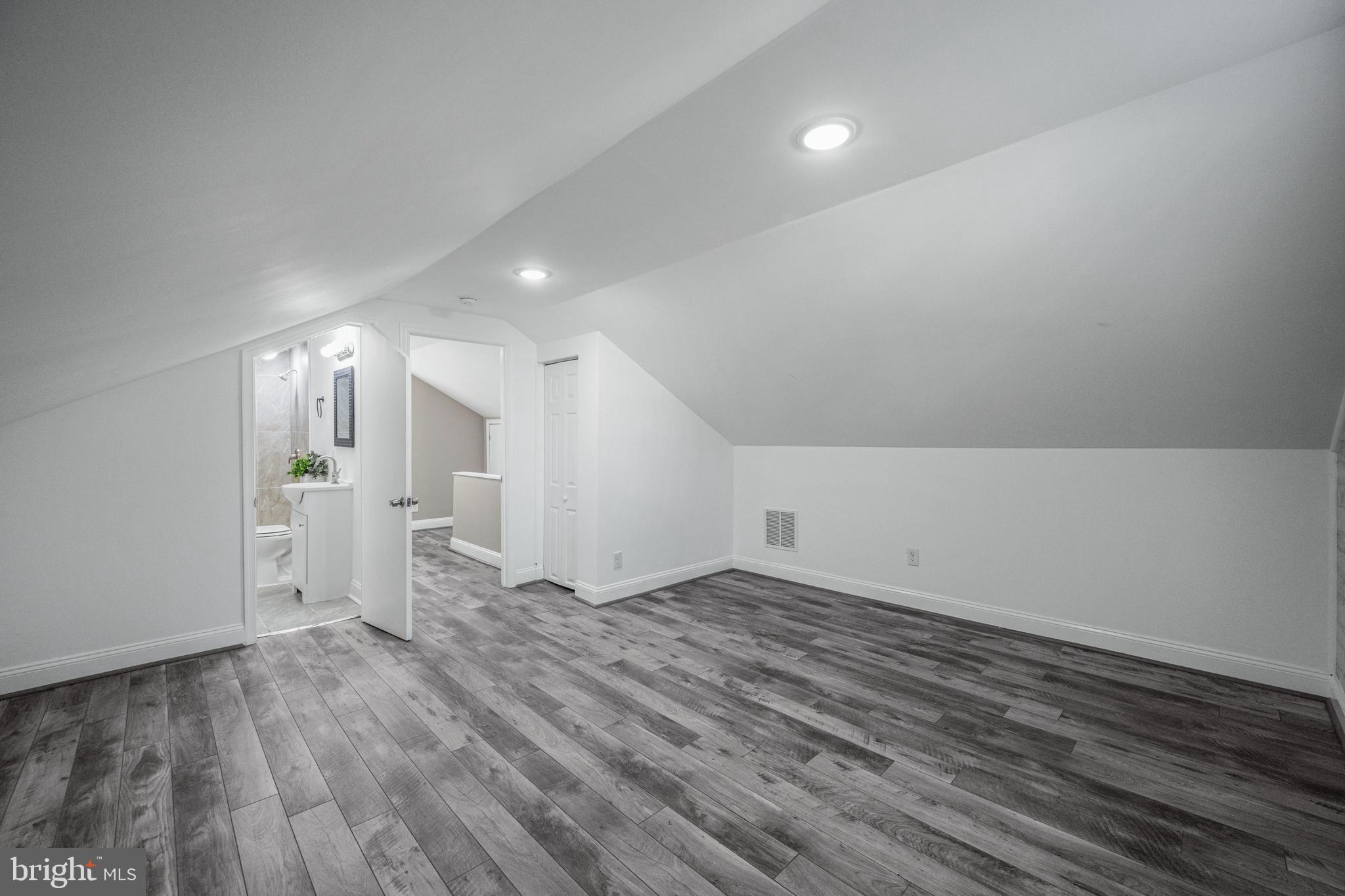 WESTFIELD - Residential