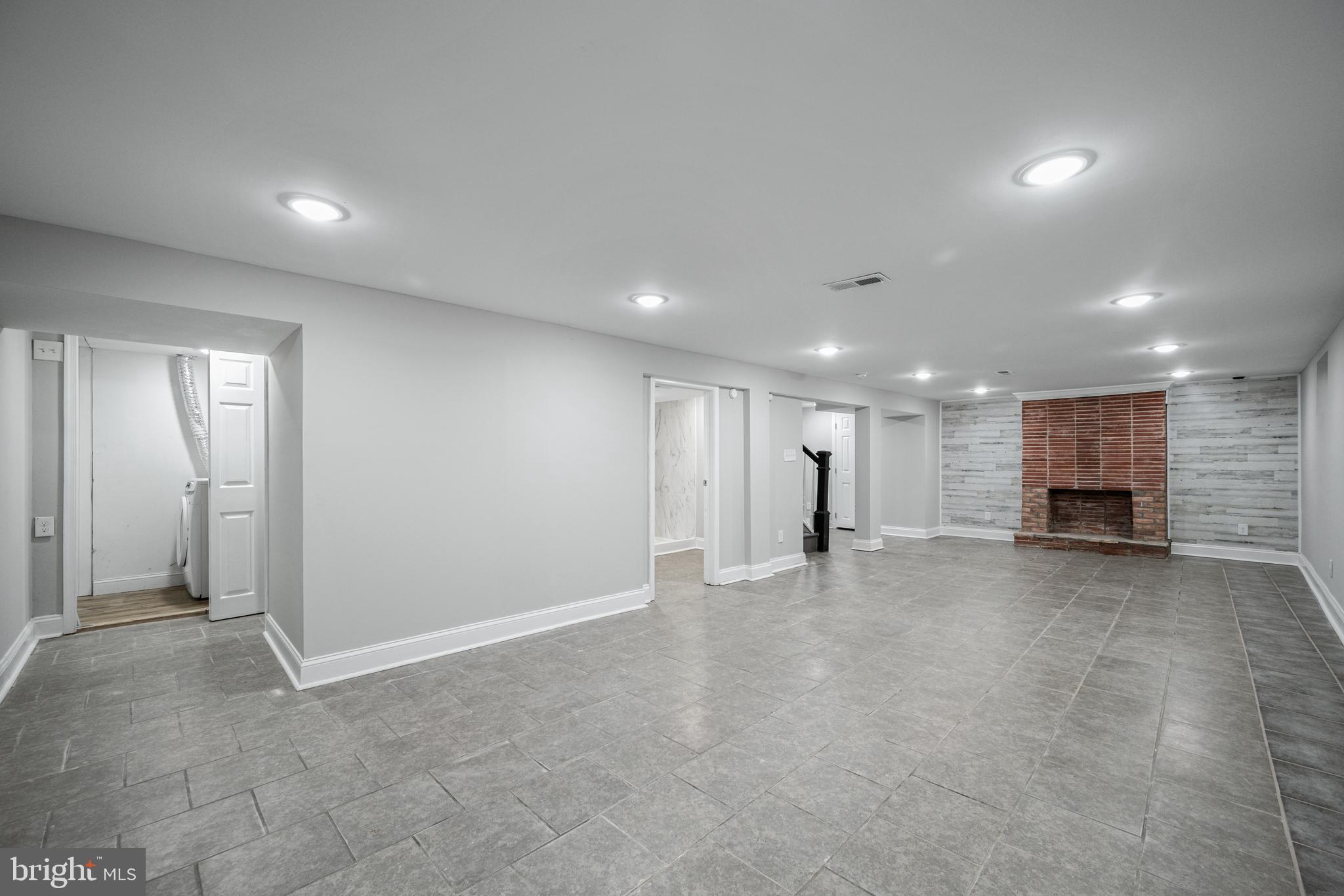 WESTFIELD - Residential