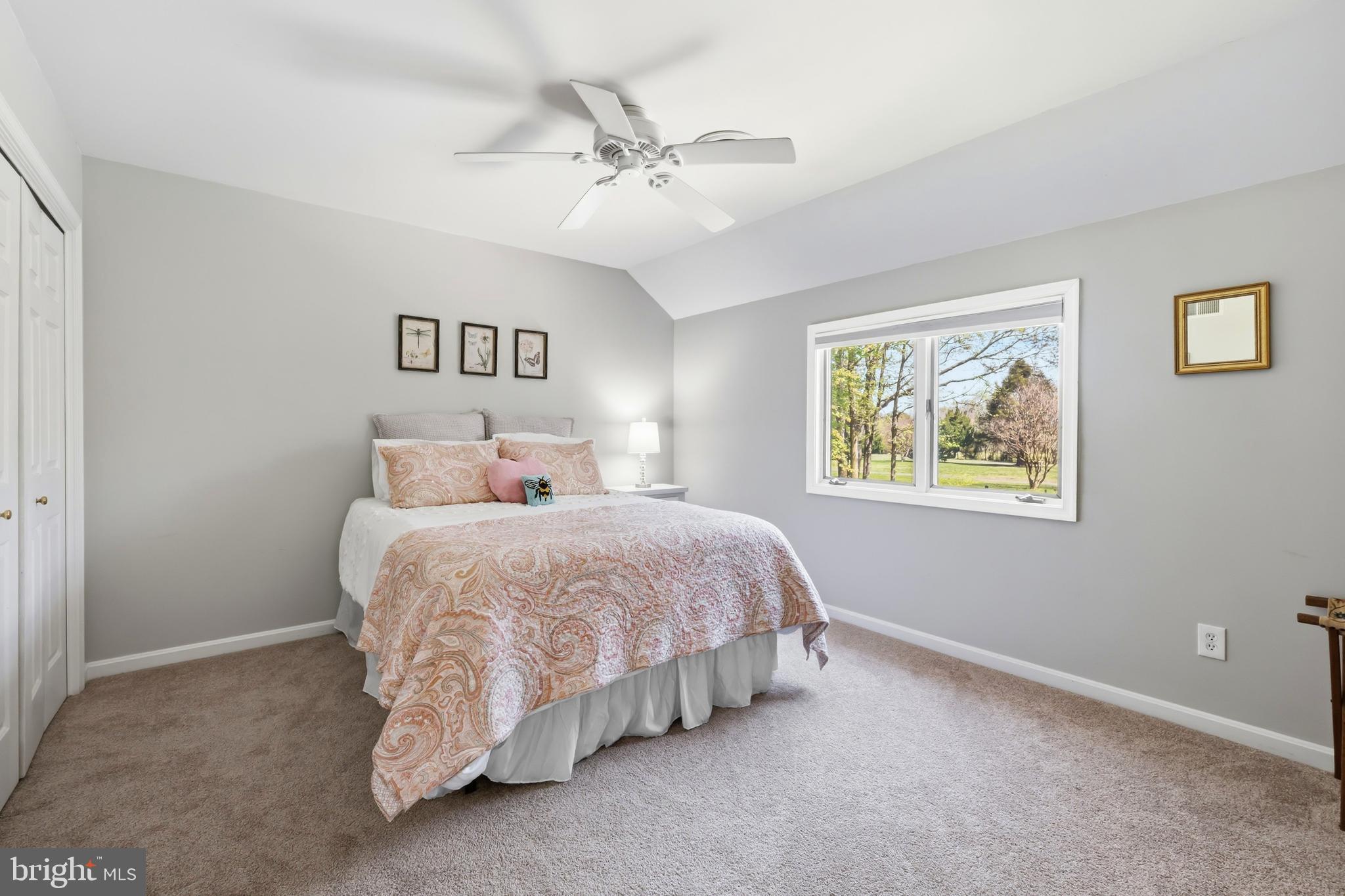 QUEEN ANNE COLONY - Residential