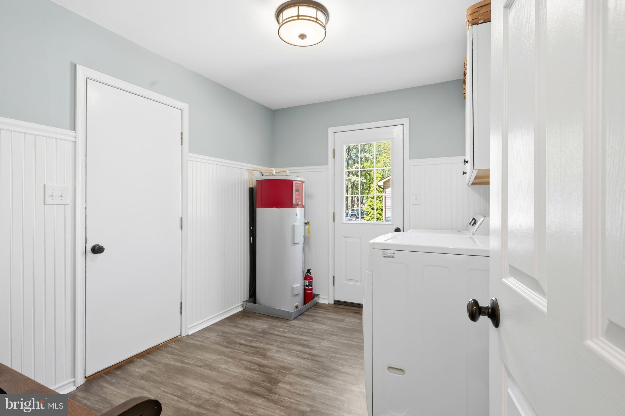 QUEEN ANNE COLONY - Residential