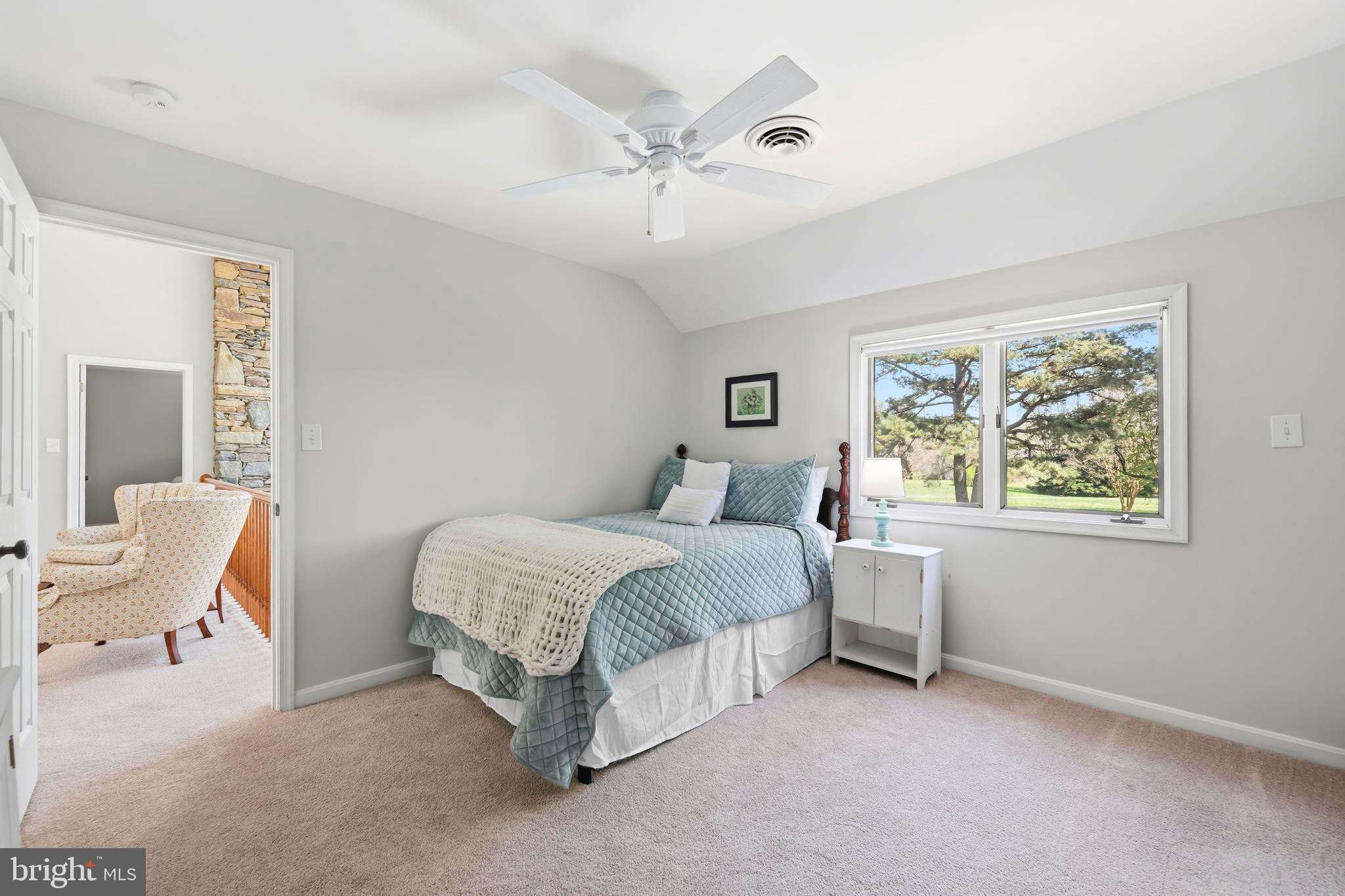 QUEEN ANNE COLONY - Residential