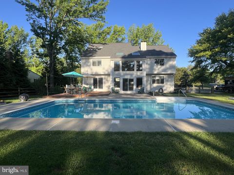 Homes For Sale - 111 Holly Court<br/> STEVENSVILLE, MD 21666