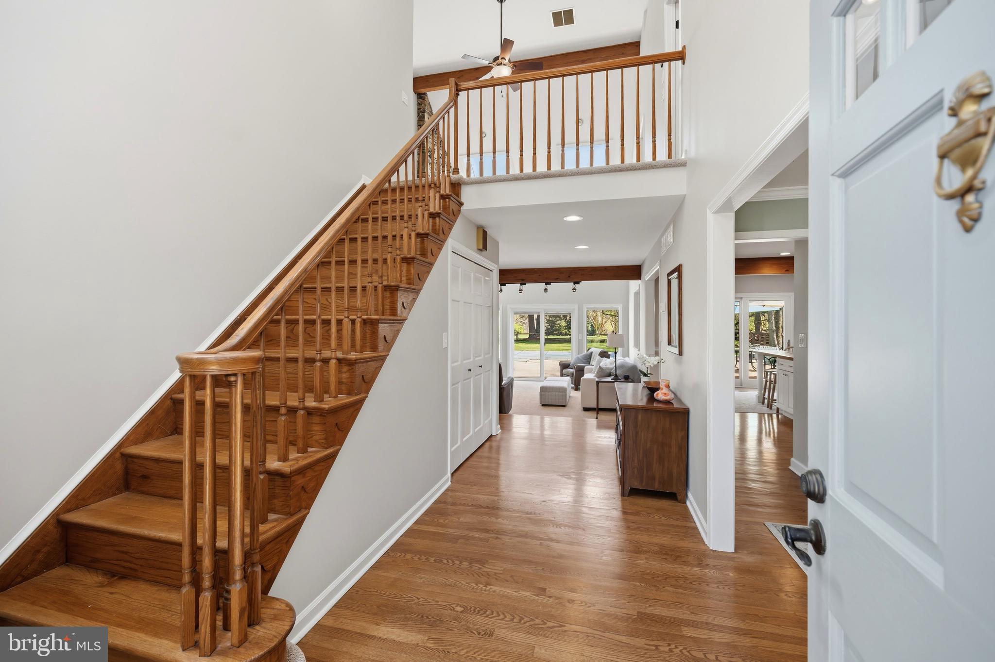 QUEEN ANNE COLONY - Residential