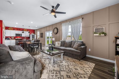 Tiny photo for 4300 Brent Drive, SPRING GROVE, PA 17362 (MLS # PAYK2098582)