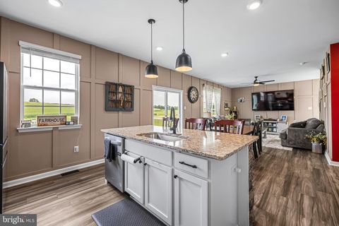 Tiny photo for 4300 Brent Drive, SPRING GROVE, PA 17362 (MLS # PAYK2098582)