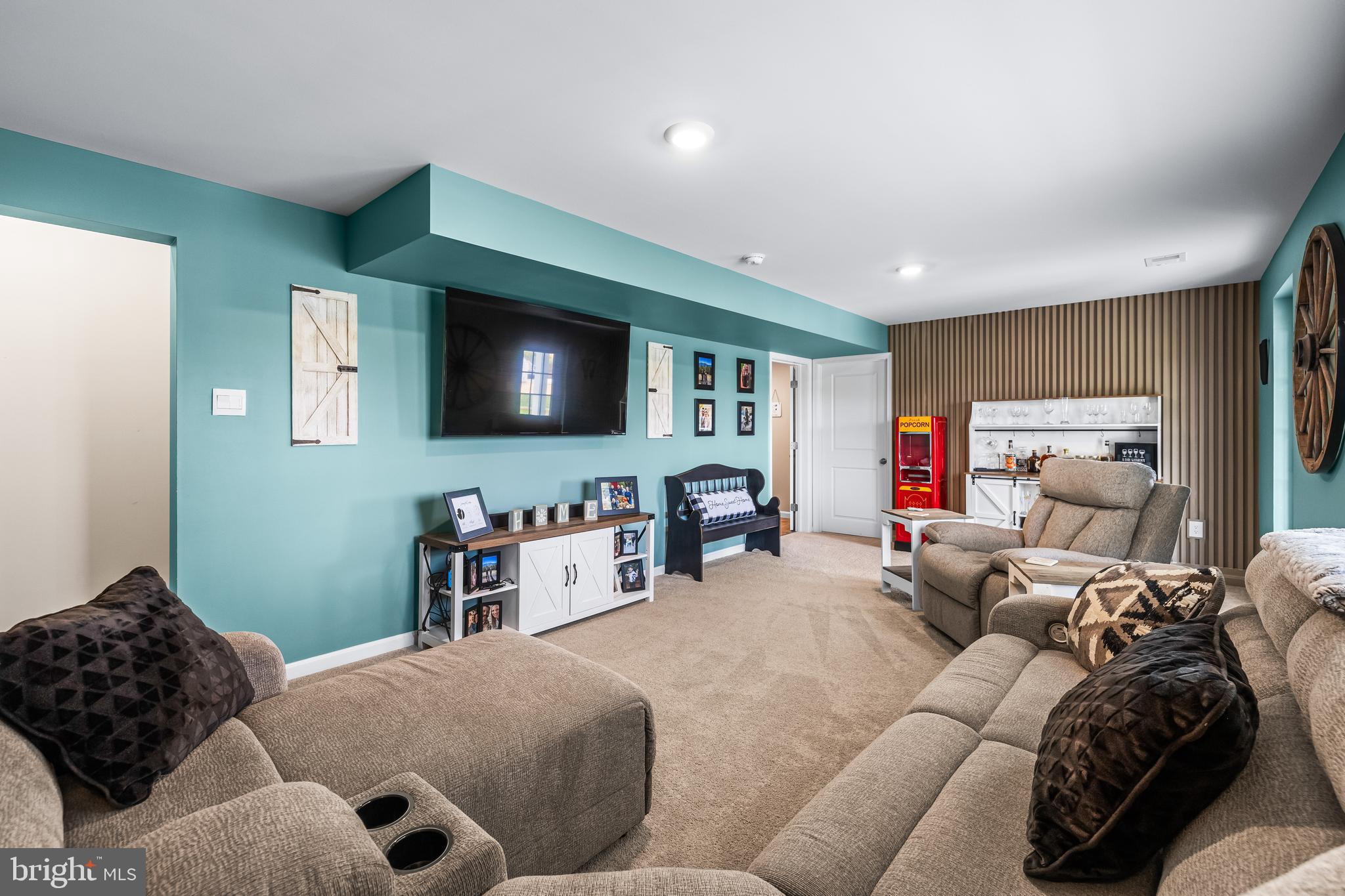 VALLEY VIEW - Residential