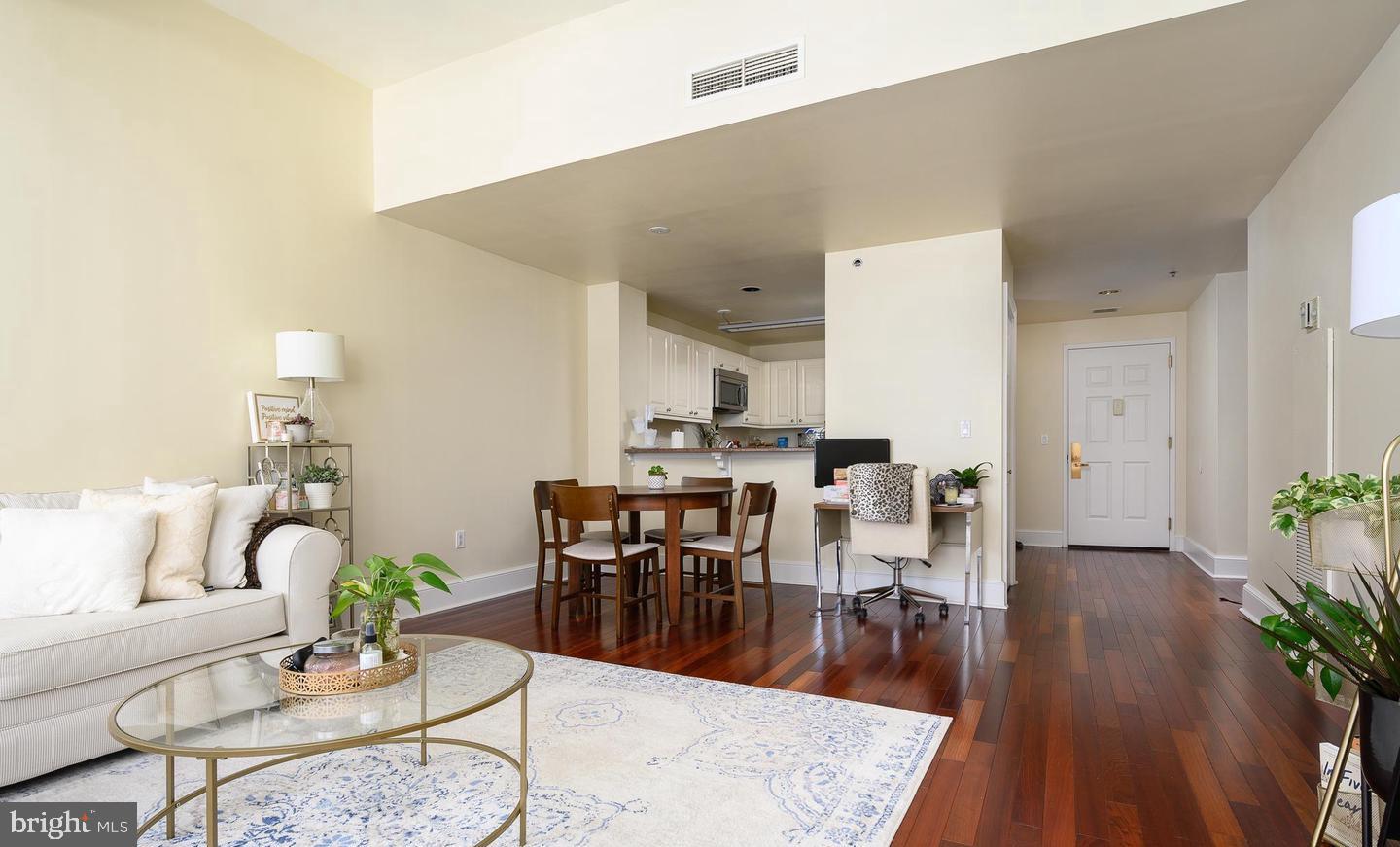 RITTENHOUSE SQUARE - Residential Lease