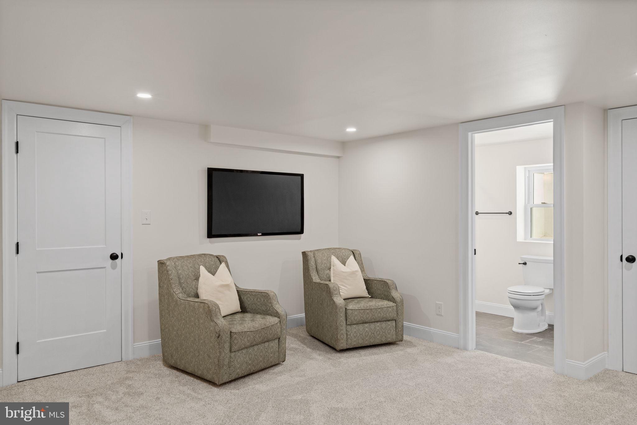 HAVERTOWN - Residential