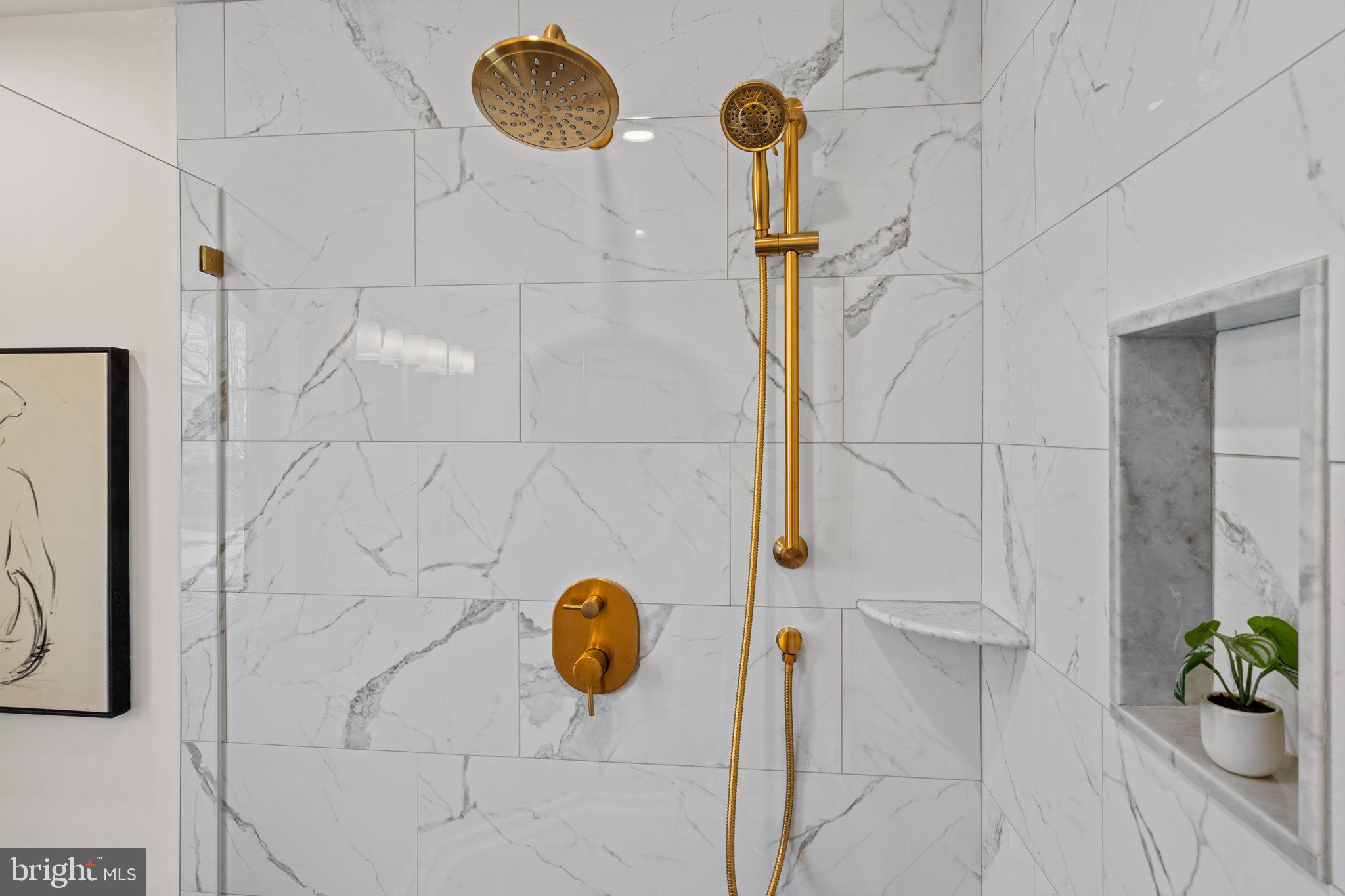 HAVERTOWN - Residential