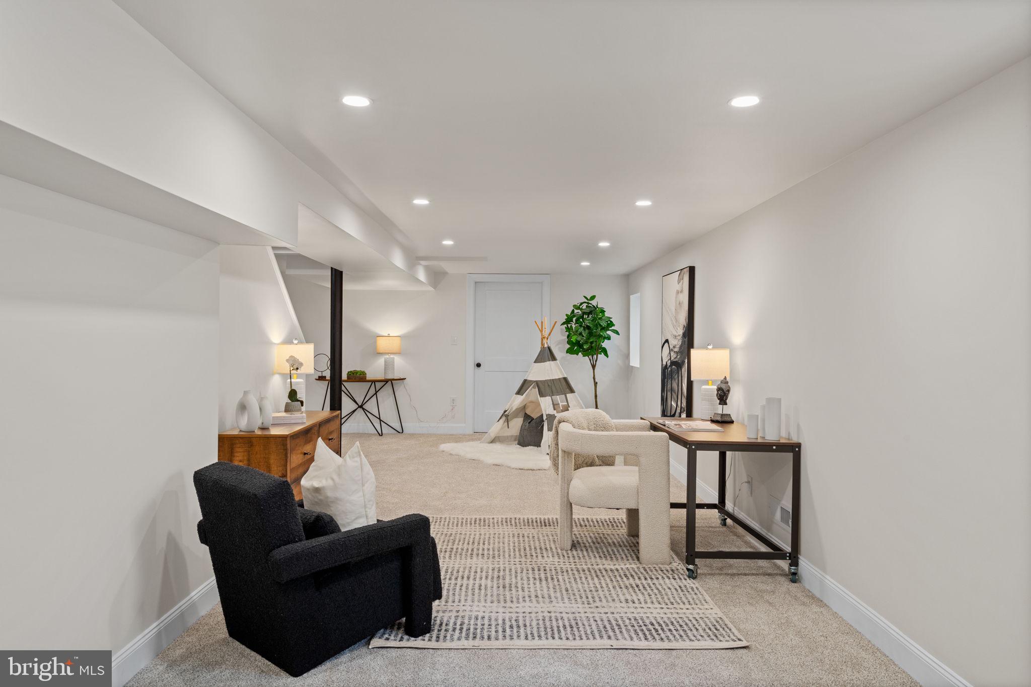 HAVERTOWN - Residential