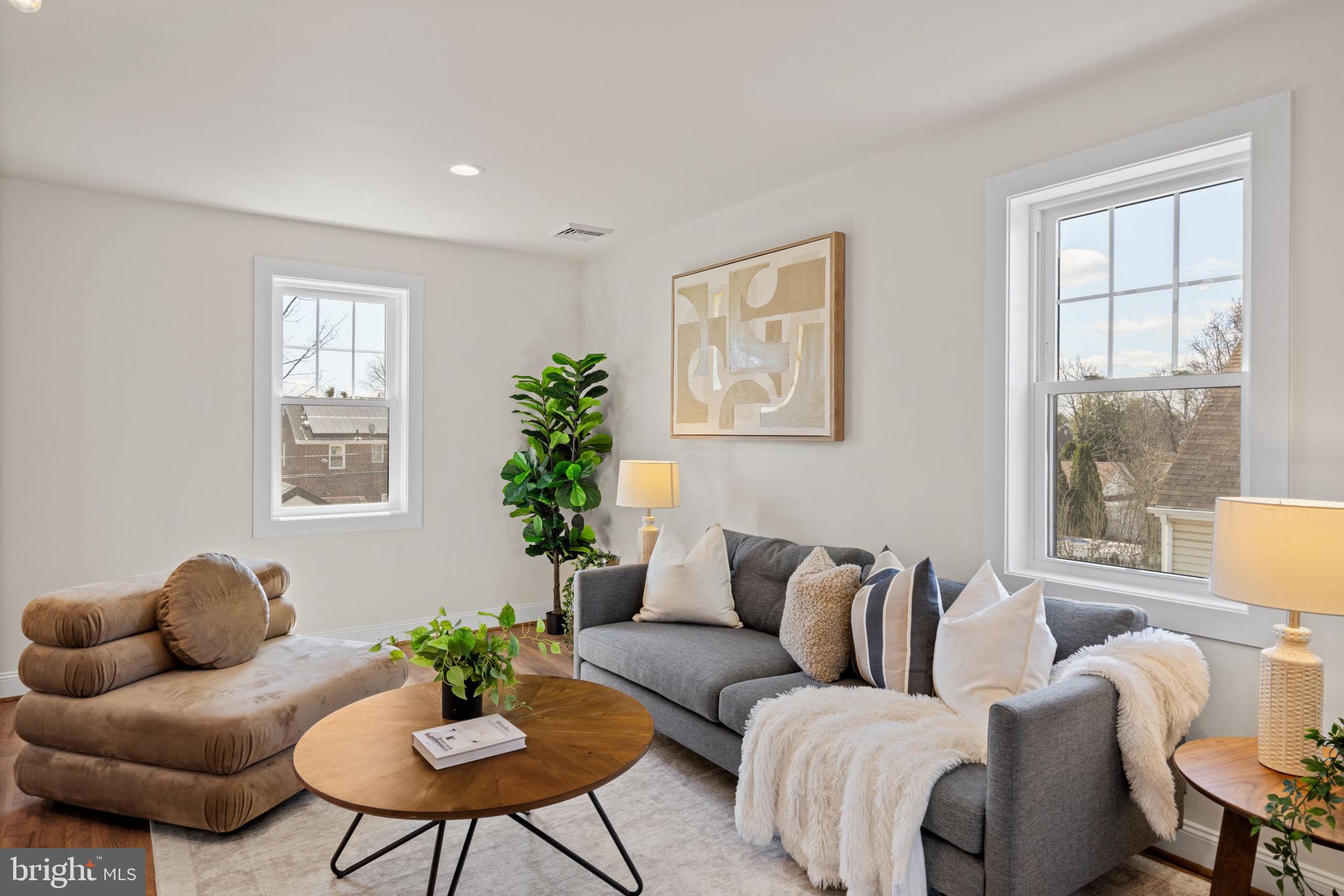 HAVERTOWN - Residential