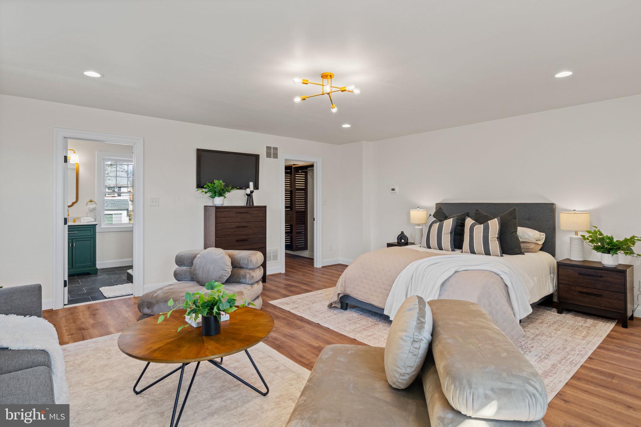 HAVERTOWN - Residential