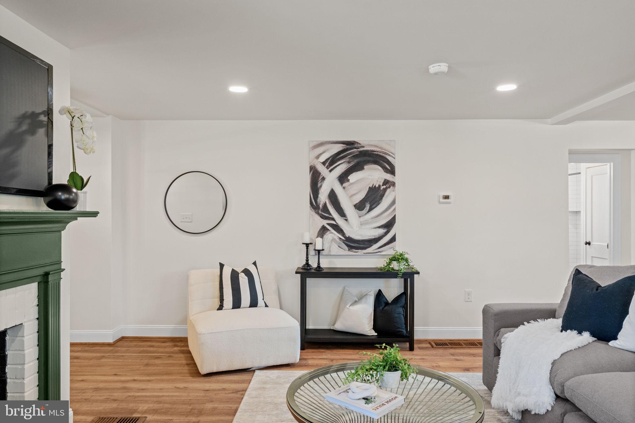 HAVERTOWN - Residential