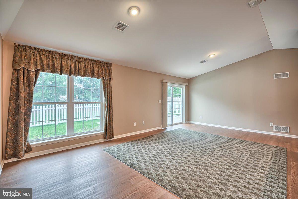 SUMMERFIELD - Residential