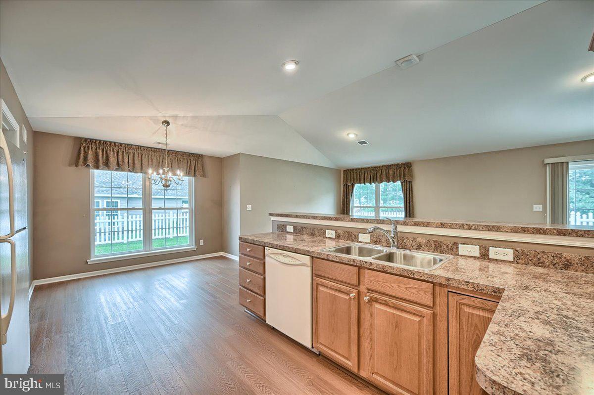 SUMMERFIELD - Residential