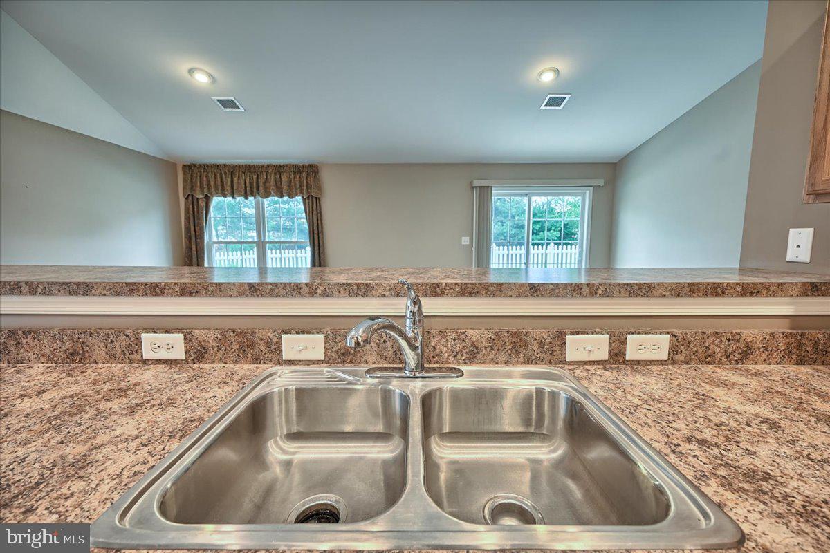 SUMMERFIELD - Residential