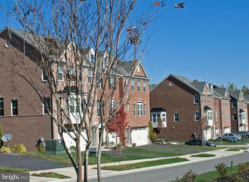 ADAMS CROSSING - Residential