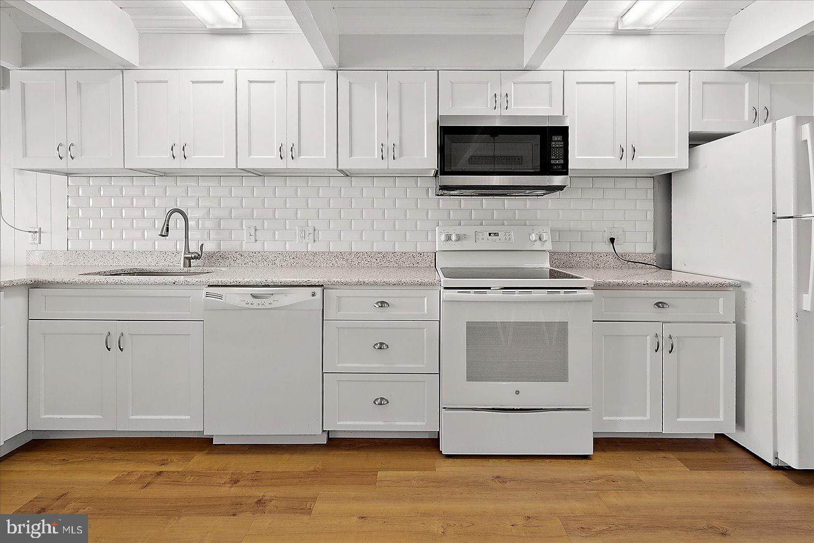 4607 ATLANTIC AVENUE 31