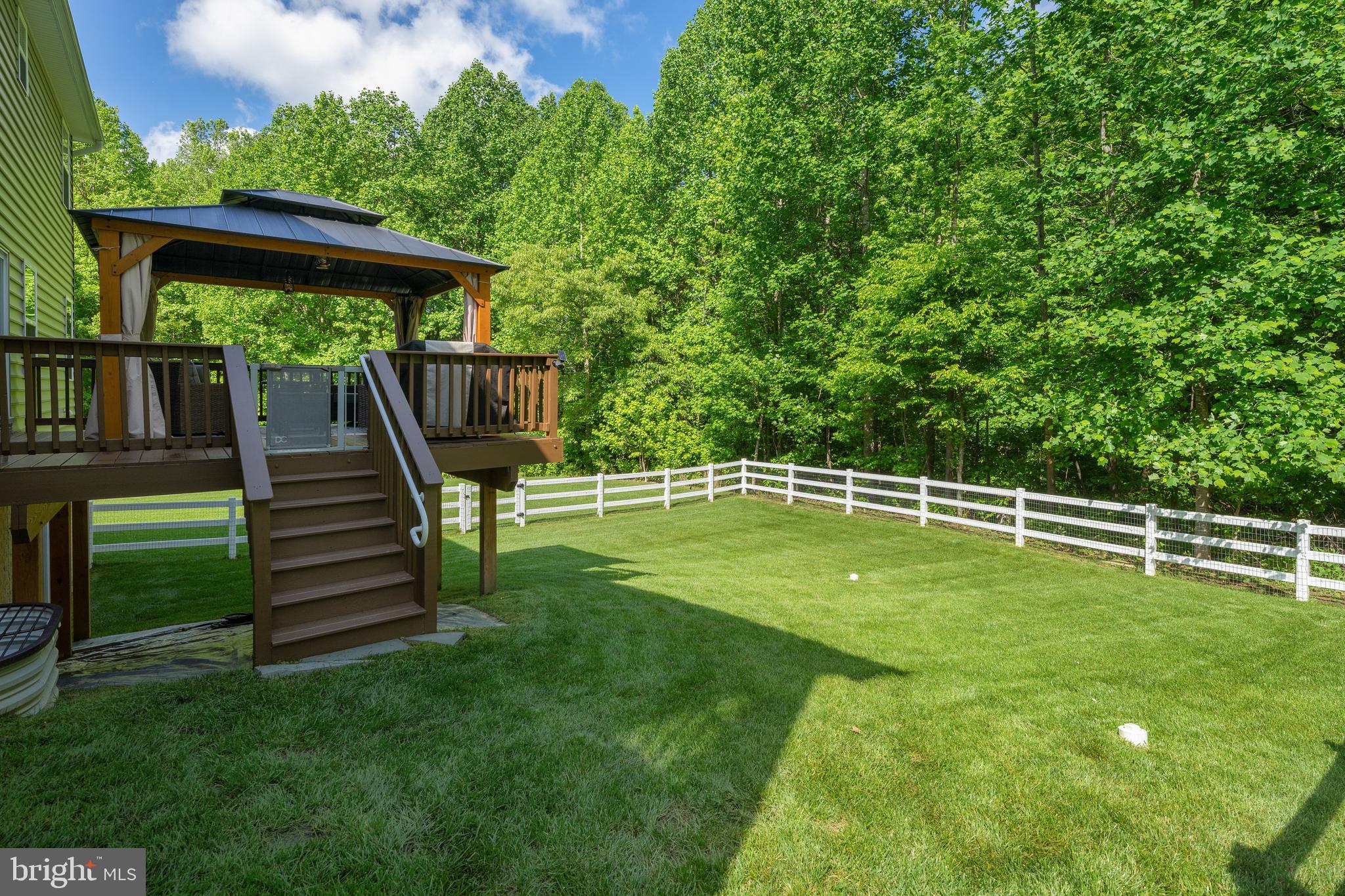 SIMMONS RIDGE - Residential