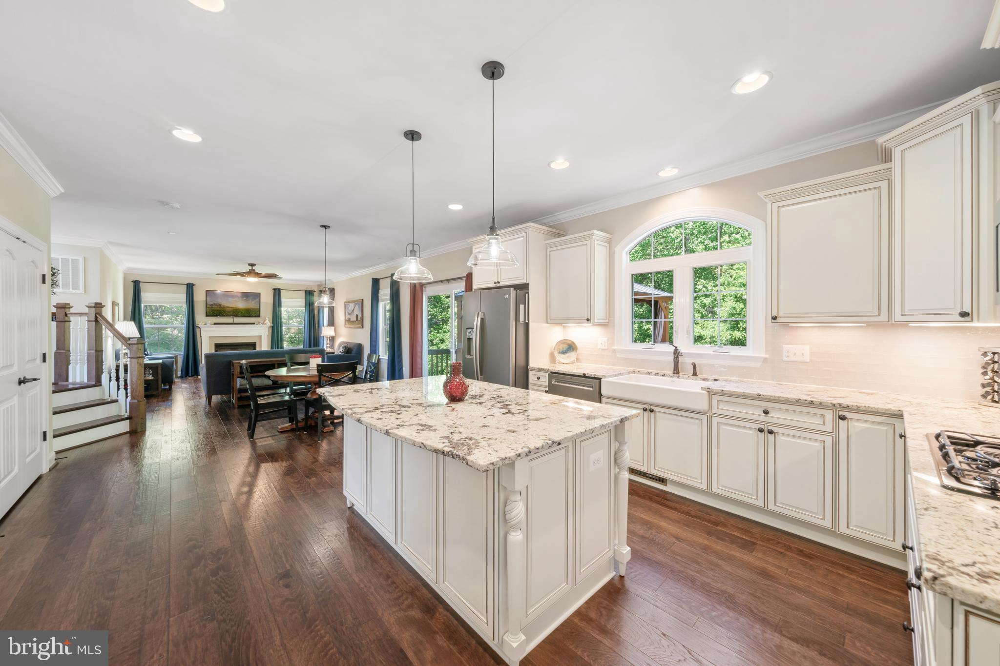 SIMMONS RIDGE - Residential