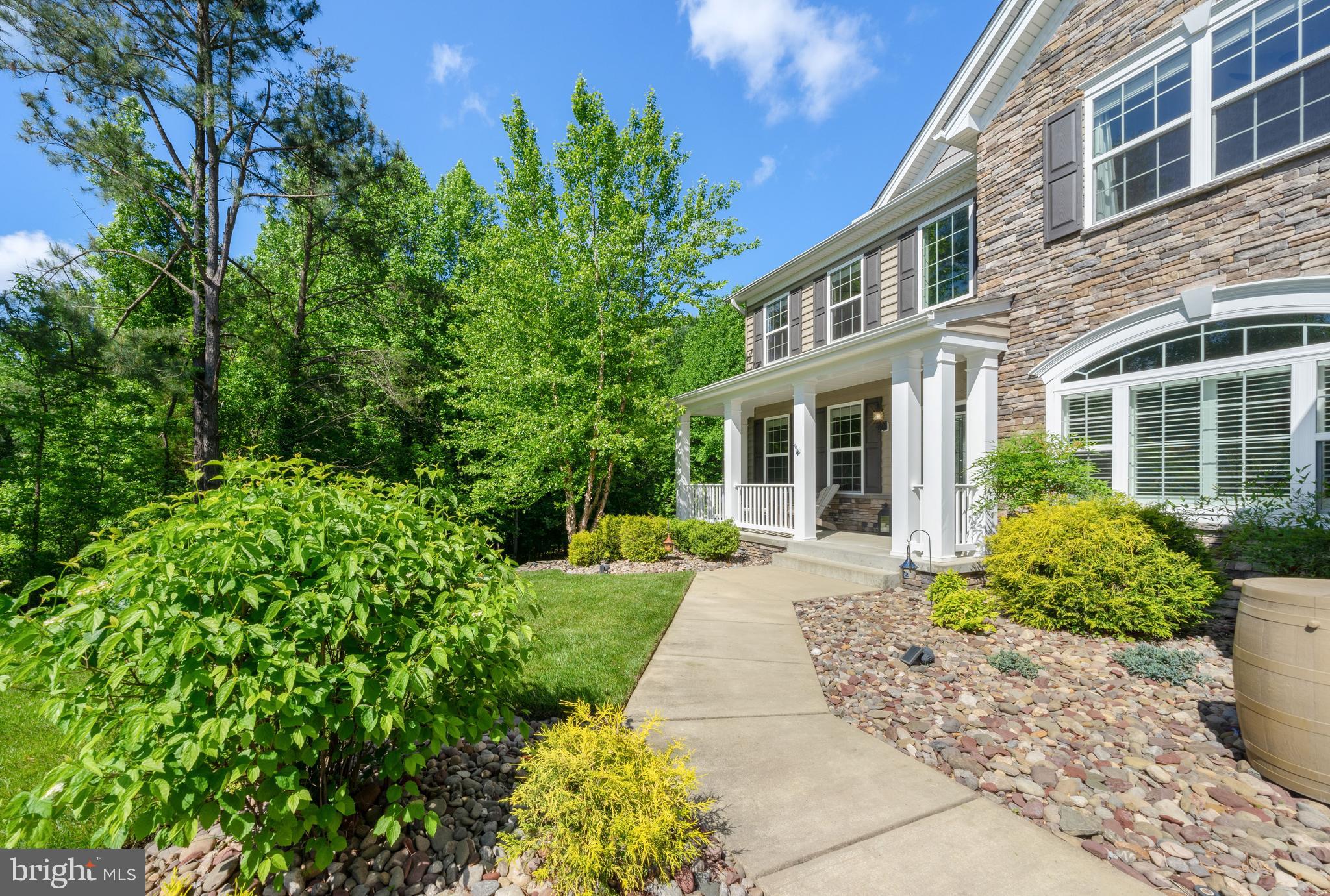 SIMMONS RIDGE - Residential