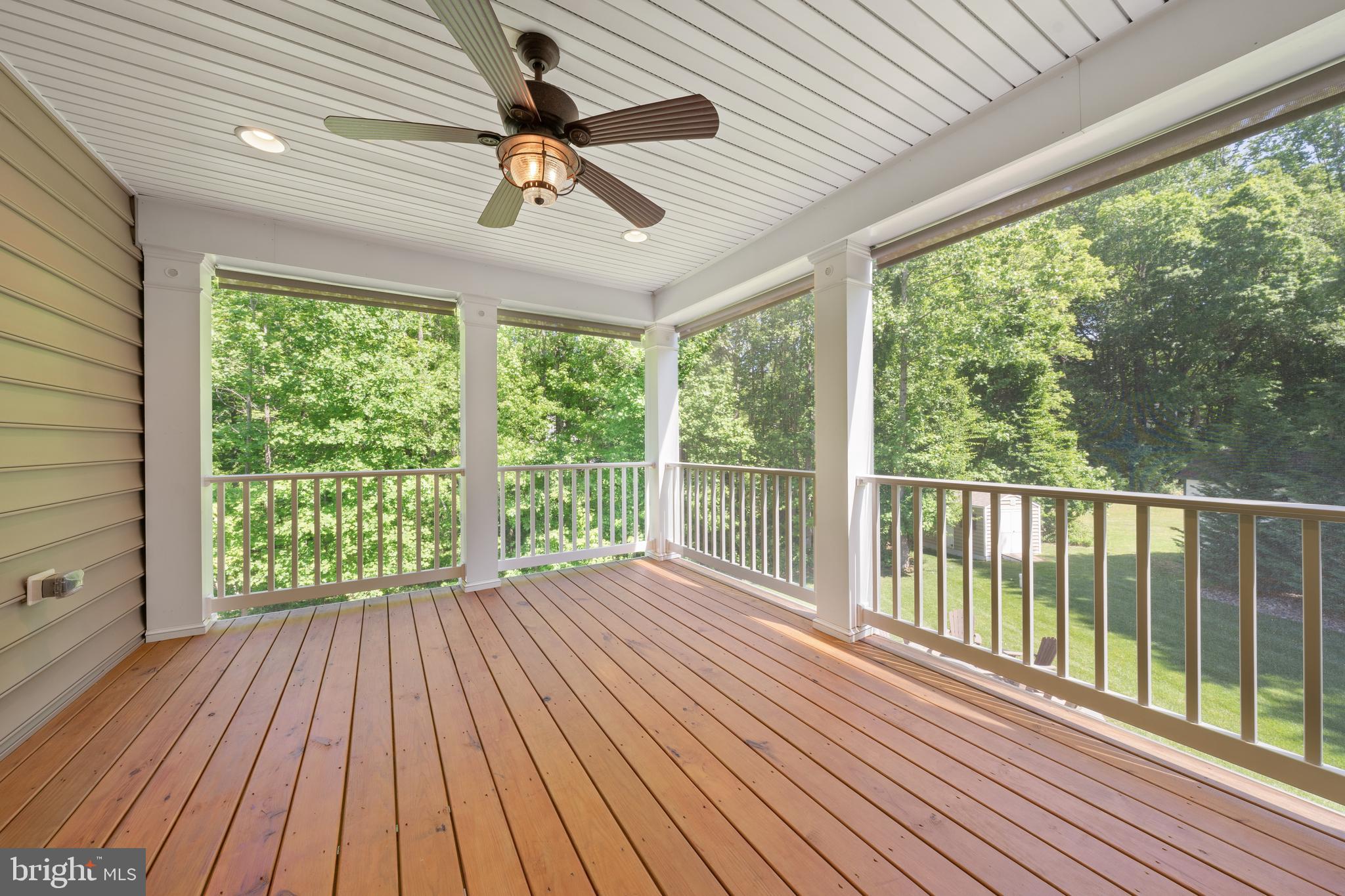 SIMMONS RIDGE - Residential