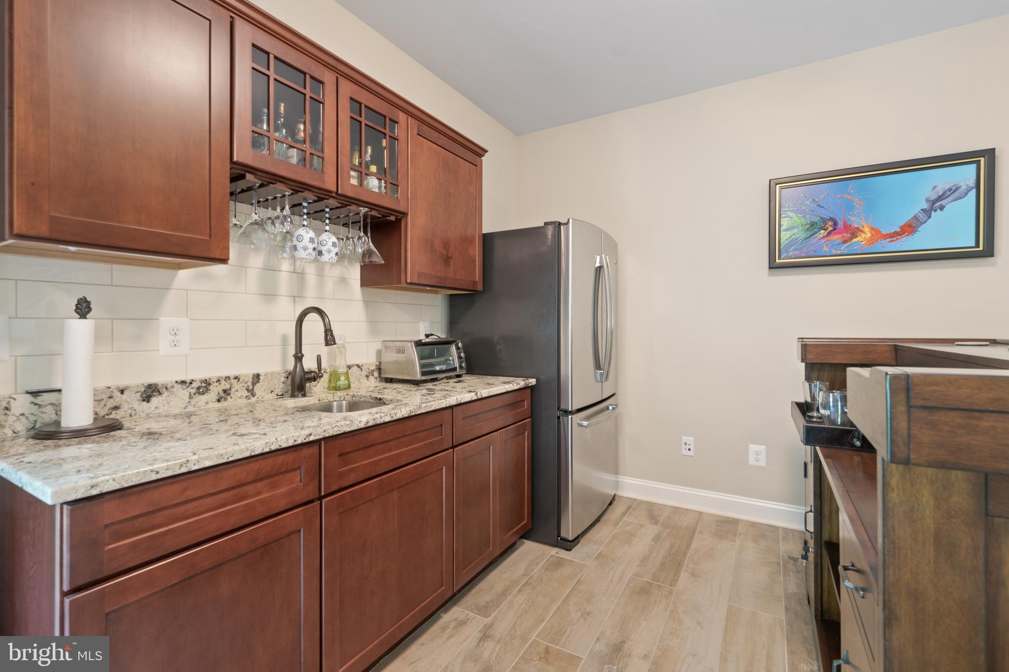 SIMMONS RIDGE - Residential