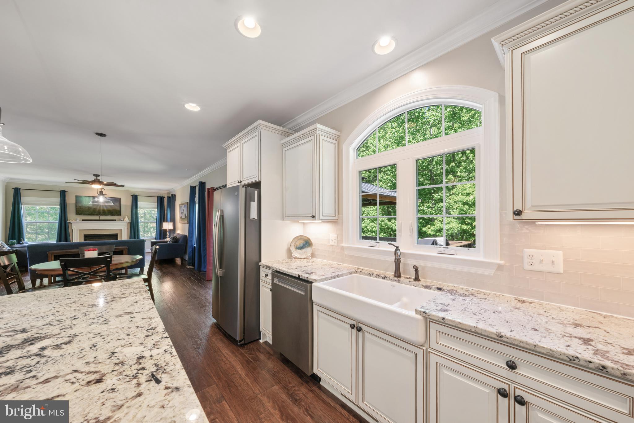 SIMMONS RIDGE - Residential