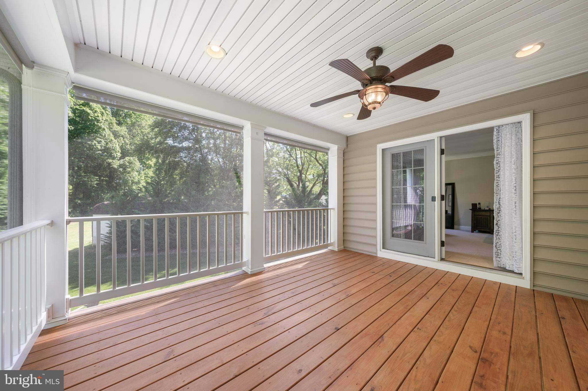 SIMMONS RIDGE - Residential