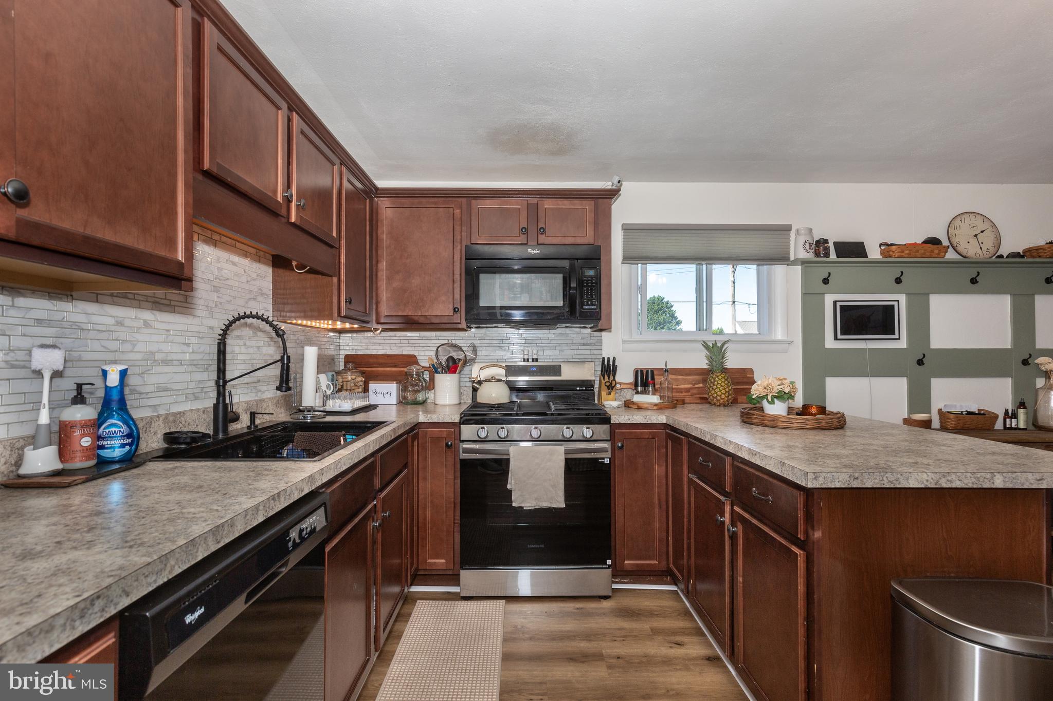 22 PLEASANT VIEW DRIVE