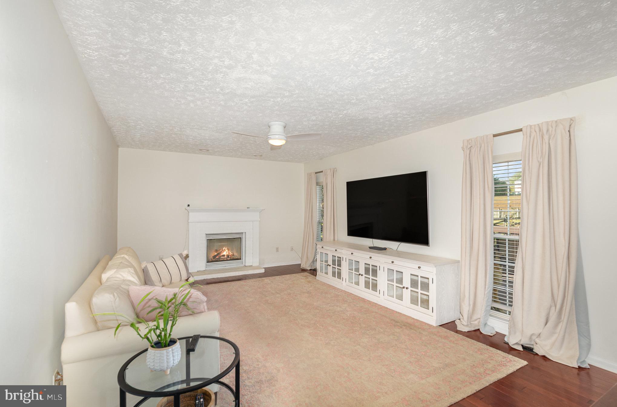 GRACE HARBOUR - Residential