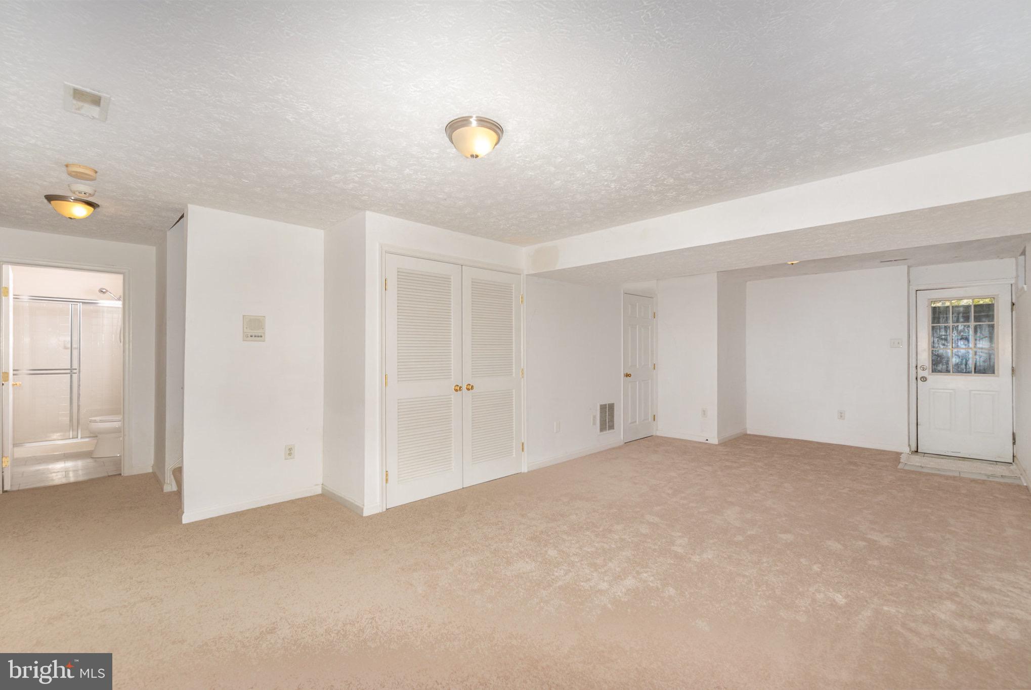 GRACE HARBOUR - Residential