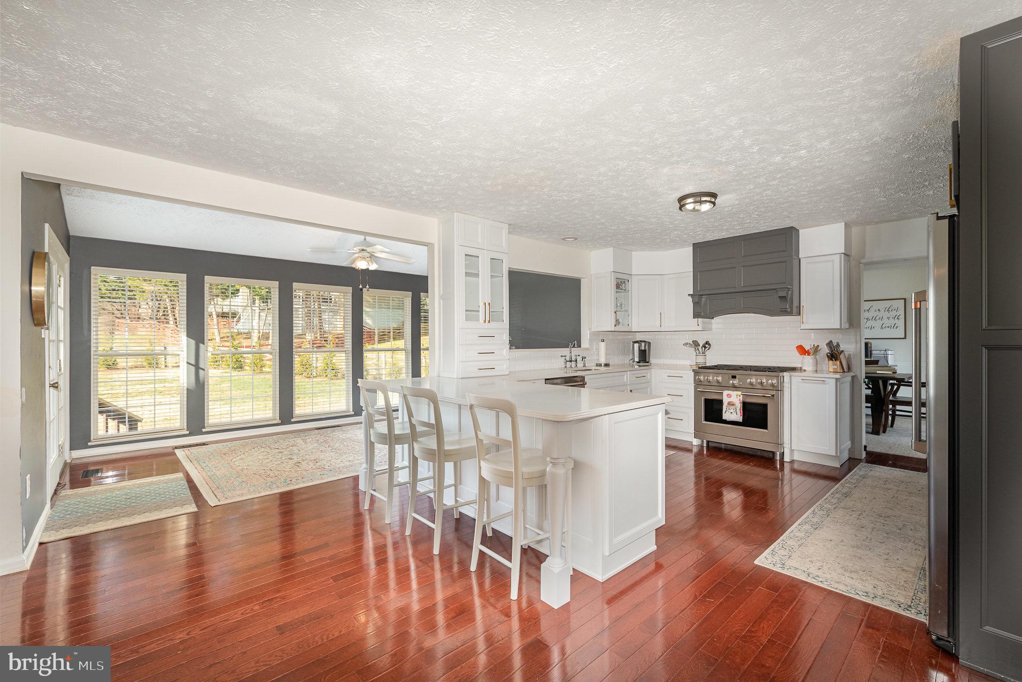 GRACE HARBOUR - Residential