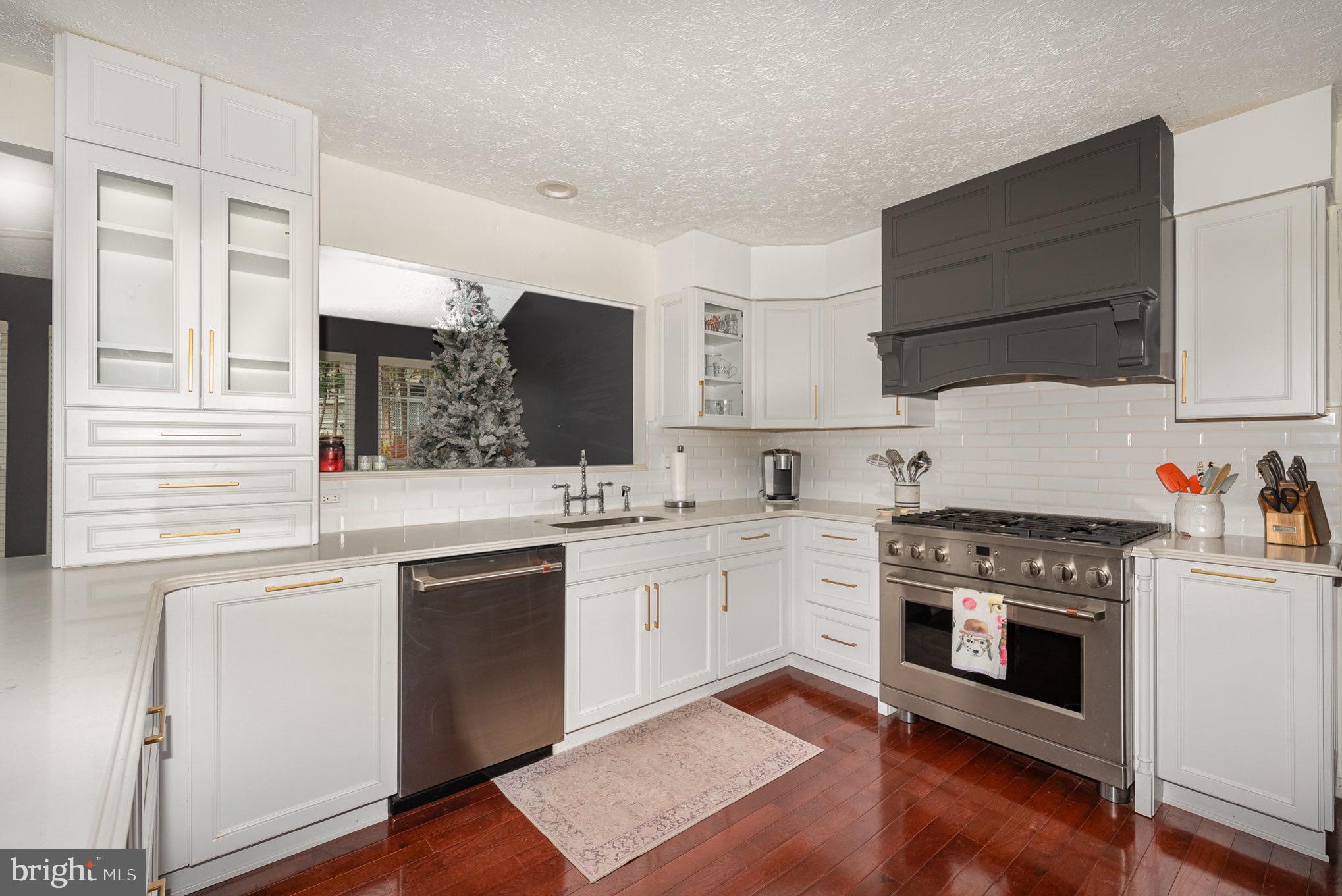 GRACE HARBOUR - Residential