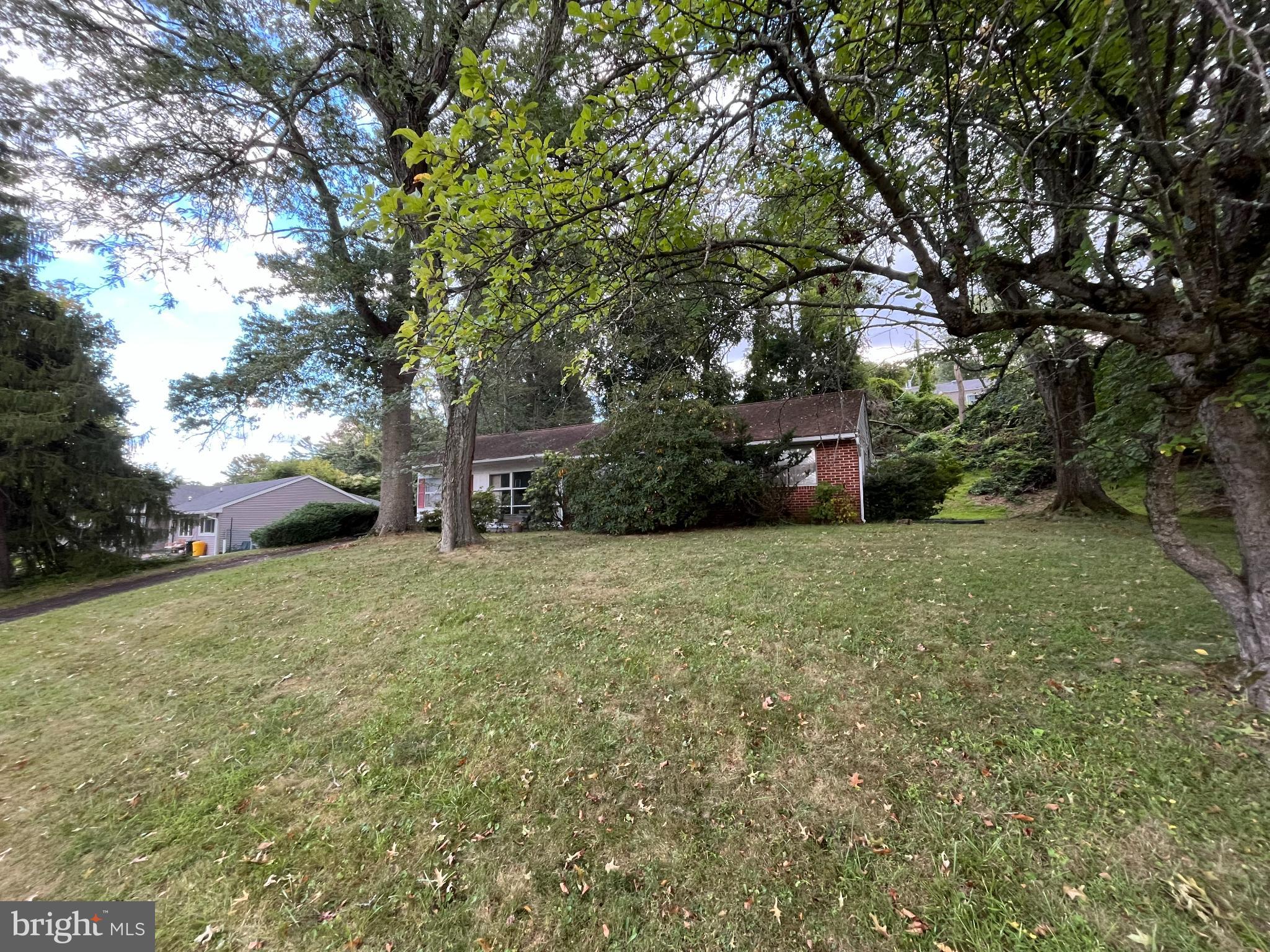 1306 STOTESBURY AVENUE