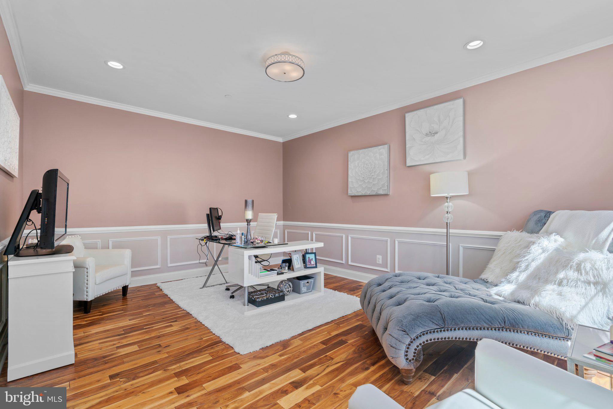 ANNAPOLIS PRESERVE - Residential