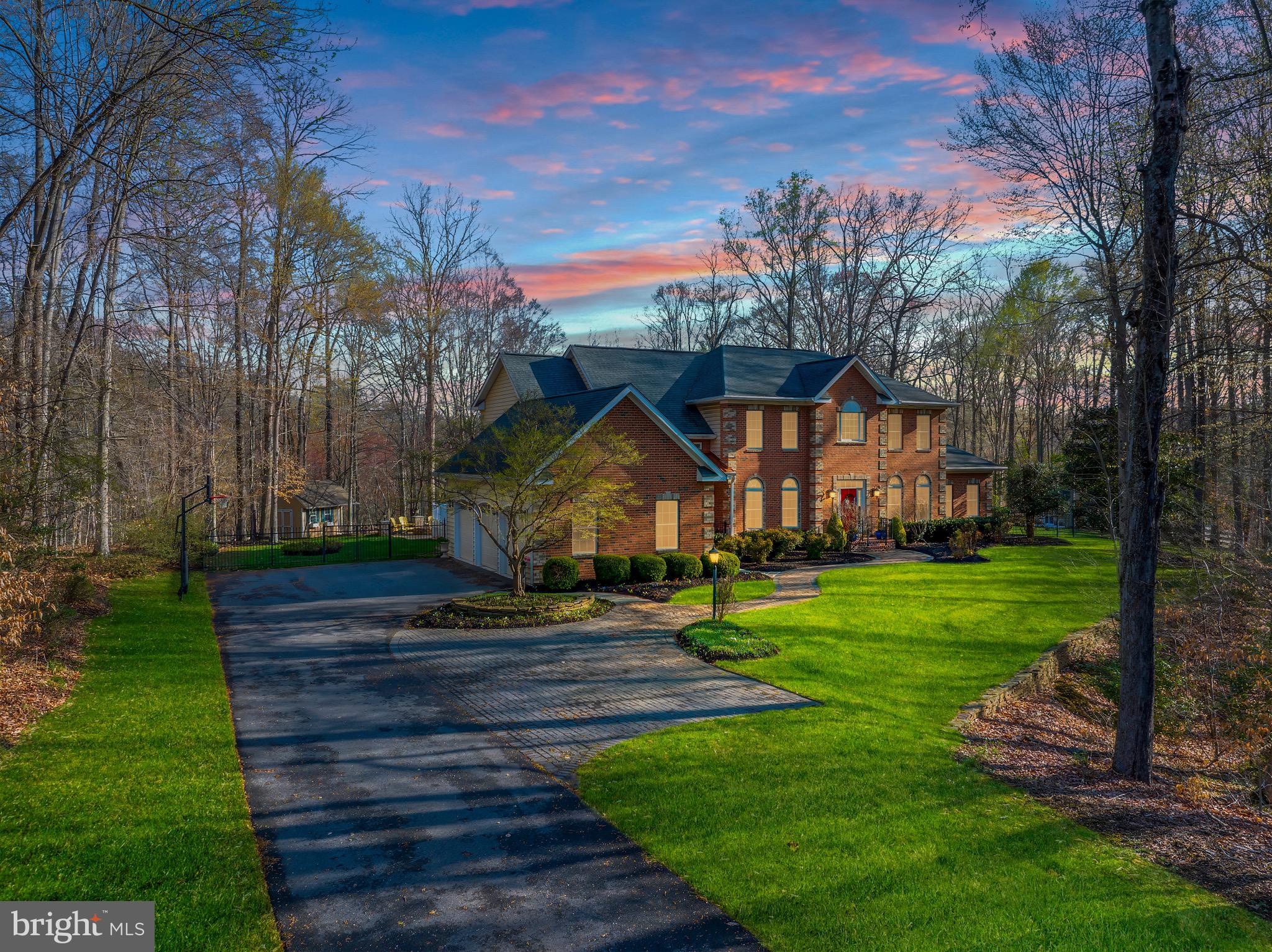 ANNAPOLIS PRESERVE - Residential