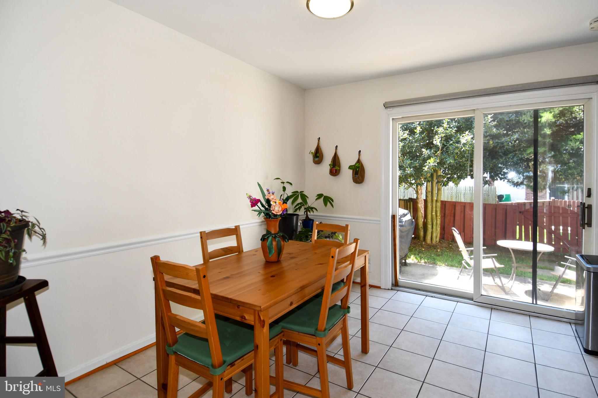 SHADY GROVE VILLAGE - Residential