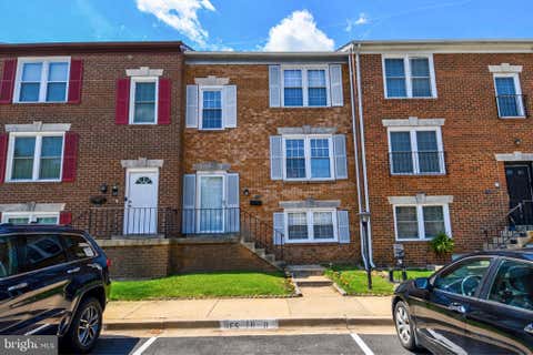 Townhouse For Sale - 35 County Court #18-8<br/> GAITHERSBURG, MD 20878