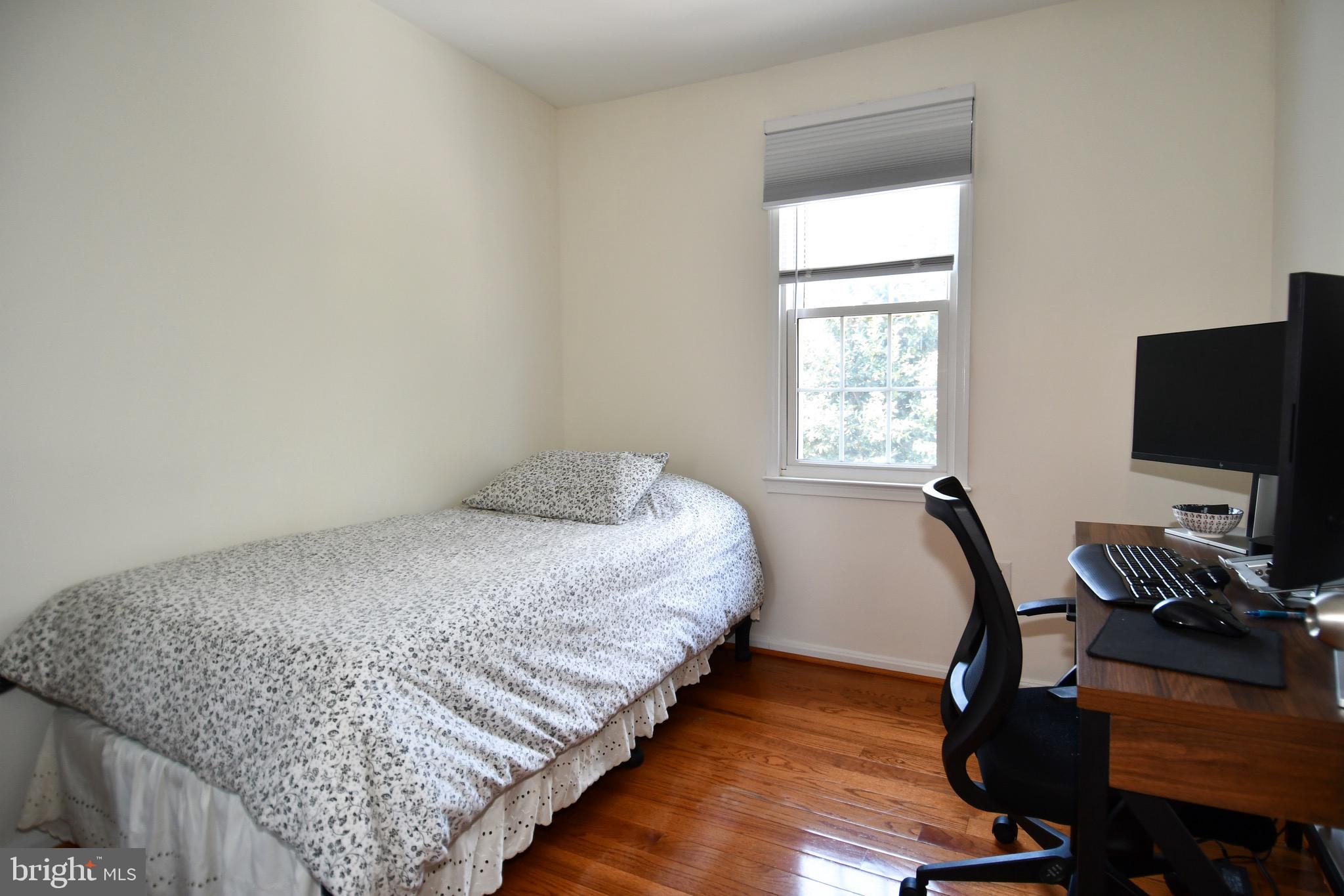 SHADY GROVE VILLAGE - Residential
