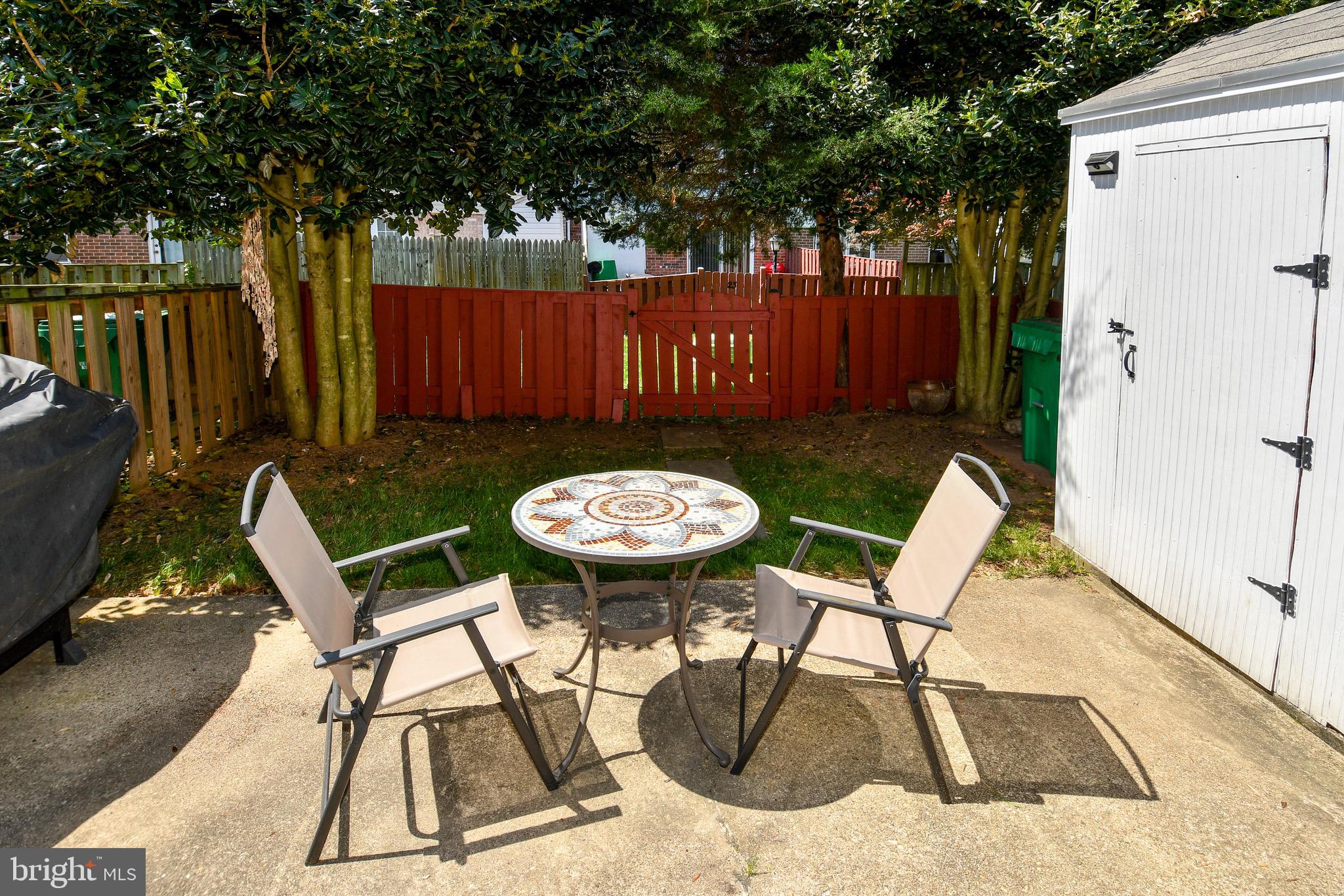 SHADY GROVE VILLAGE - Residential