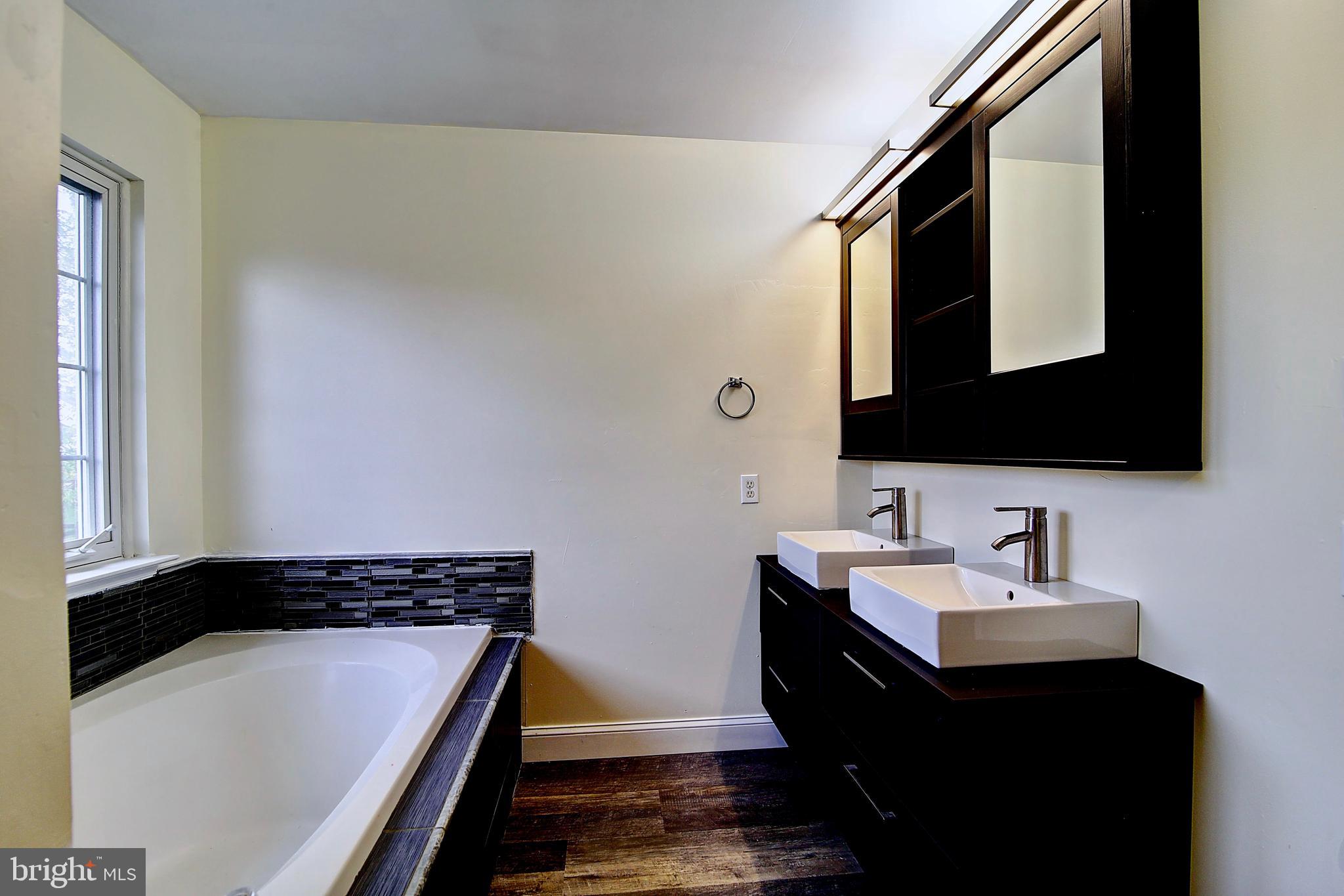 AMBERFIELD - Residential