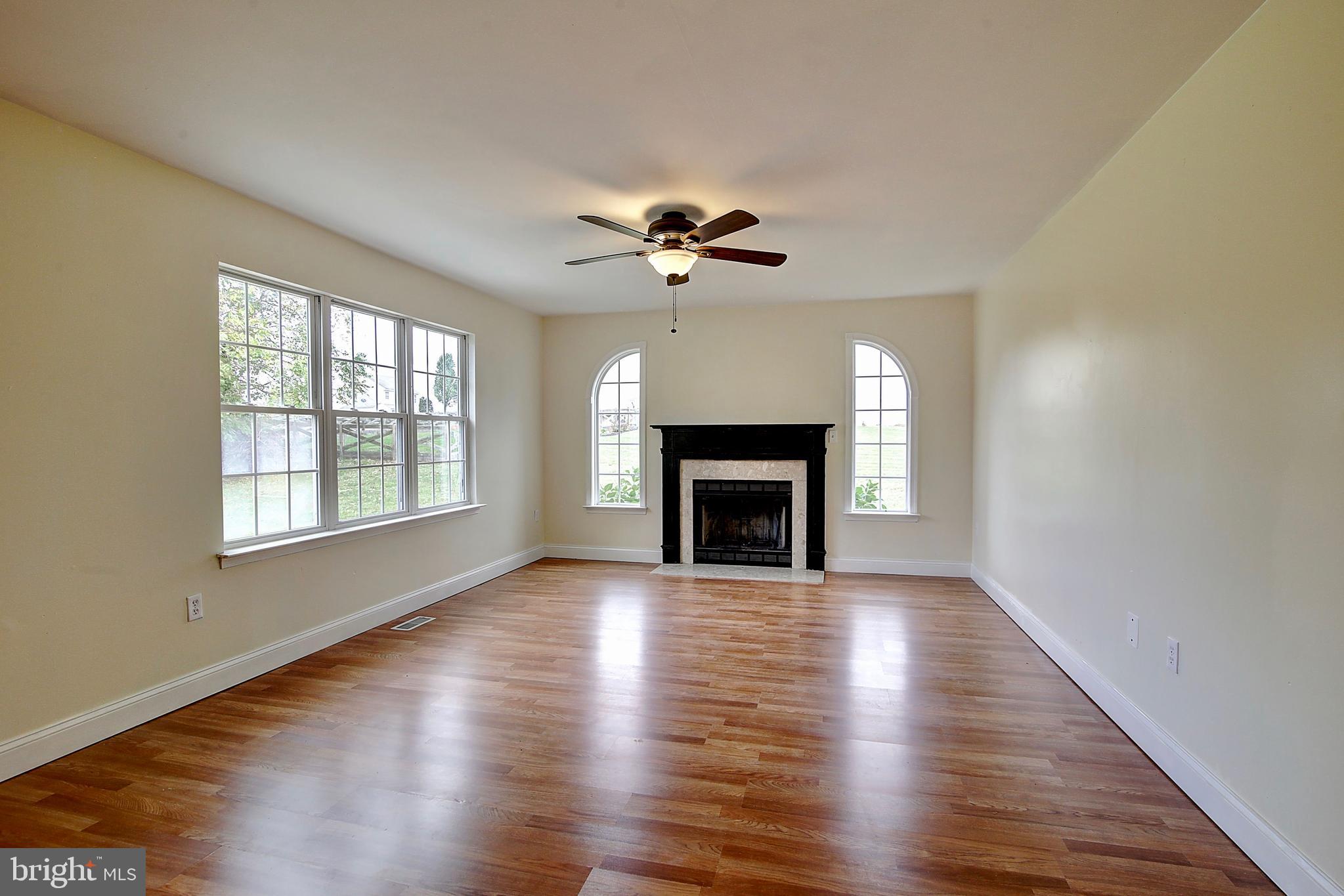 AMBERFIELD - Residential