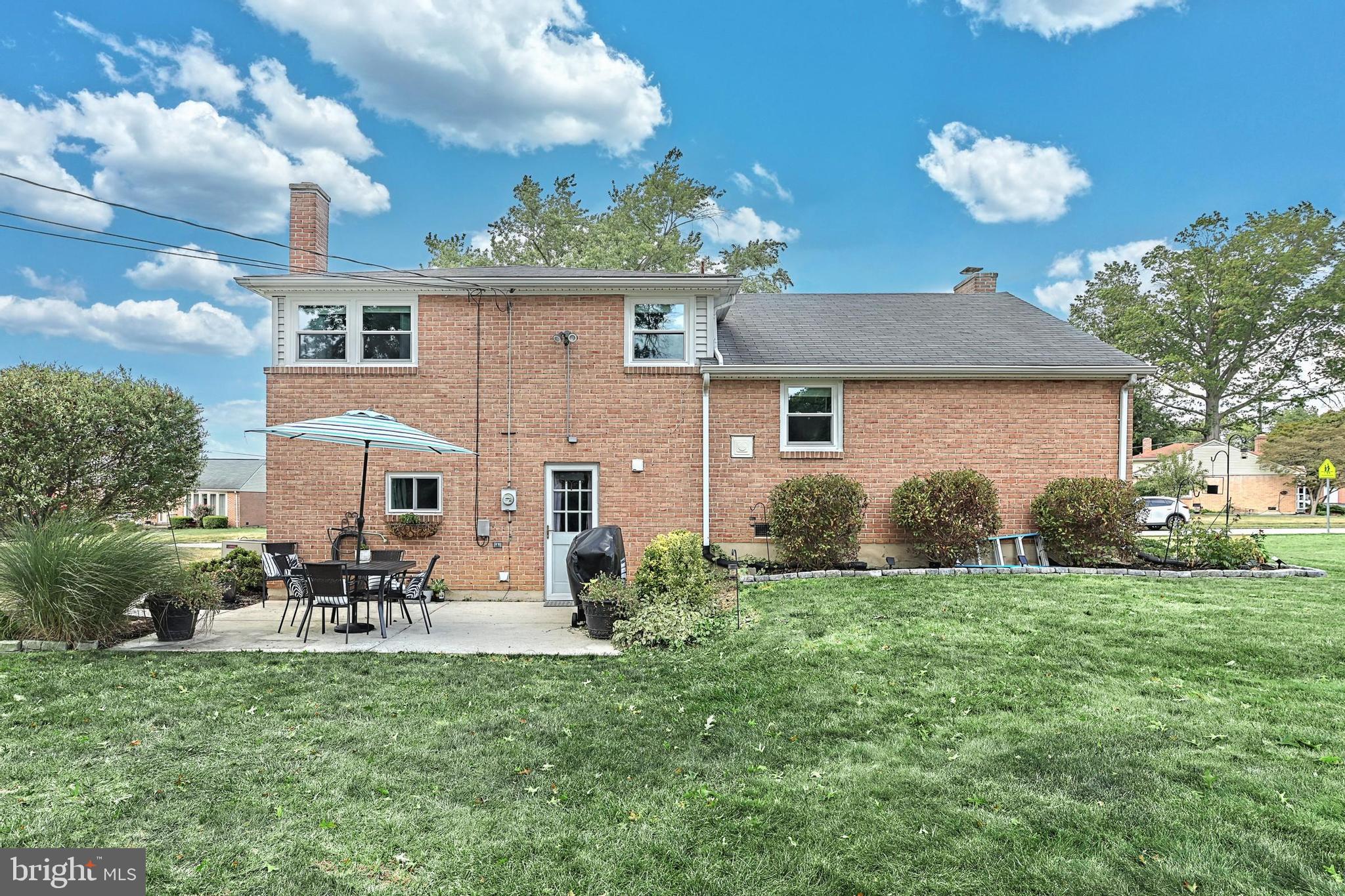 HAINES ACRES/EAST YORK - Residential