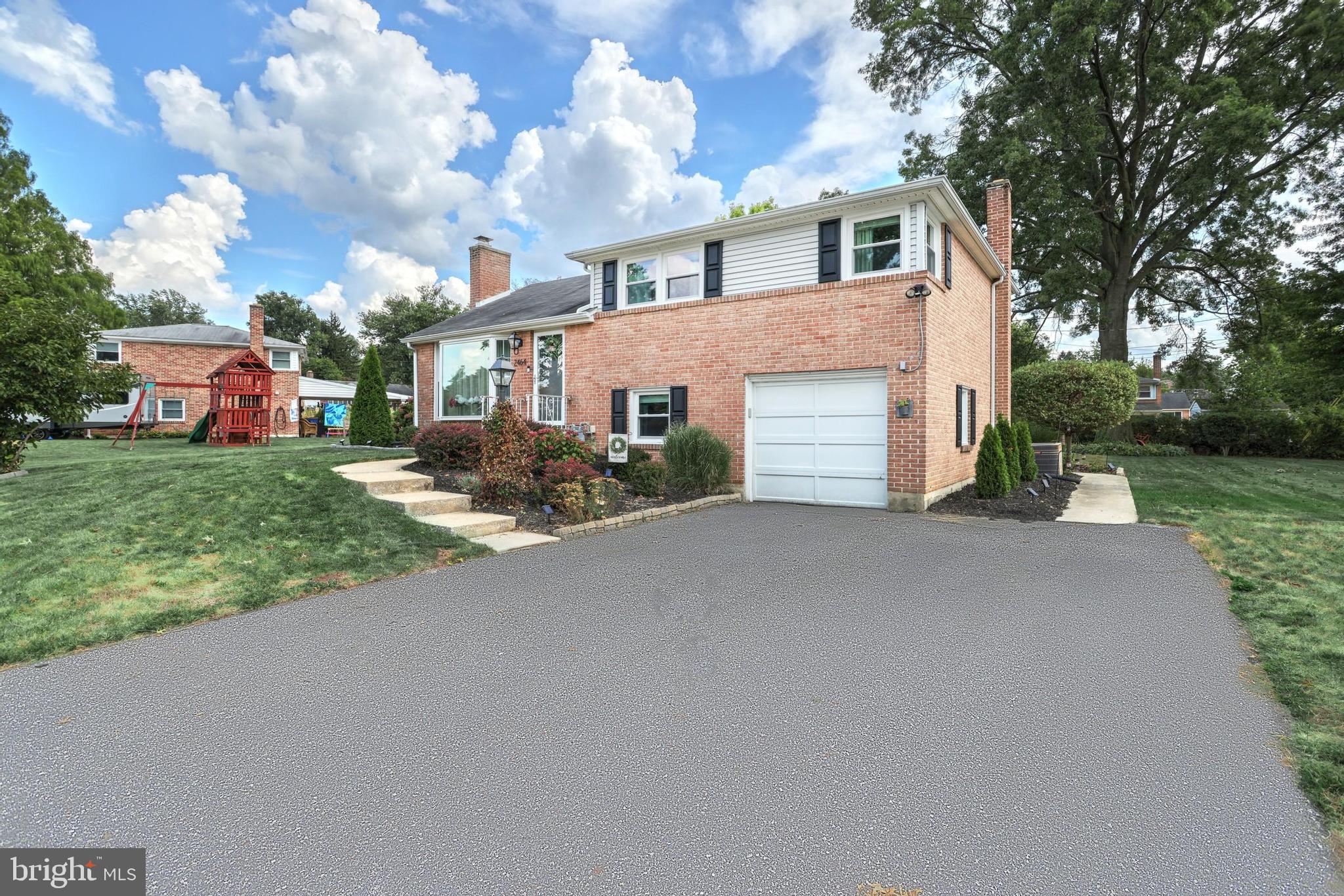 HAINES ACRES/EAST YORK - Residential