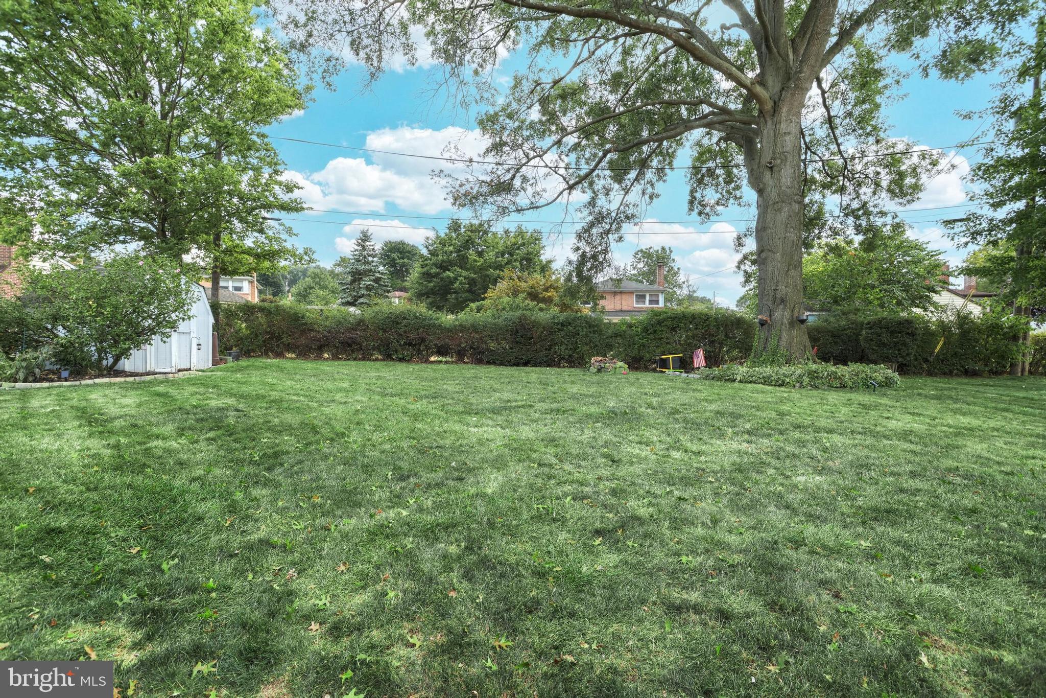 HAINES ACRES/EAST YORK - Residential